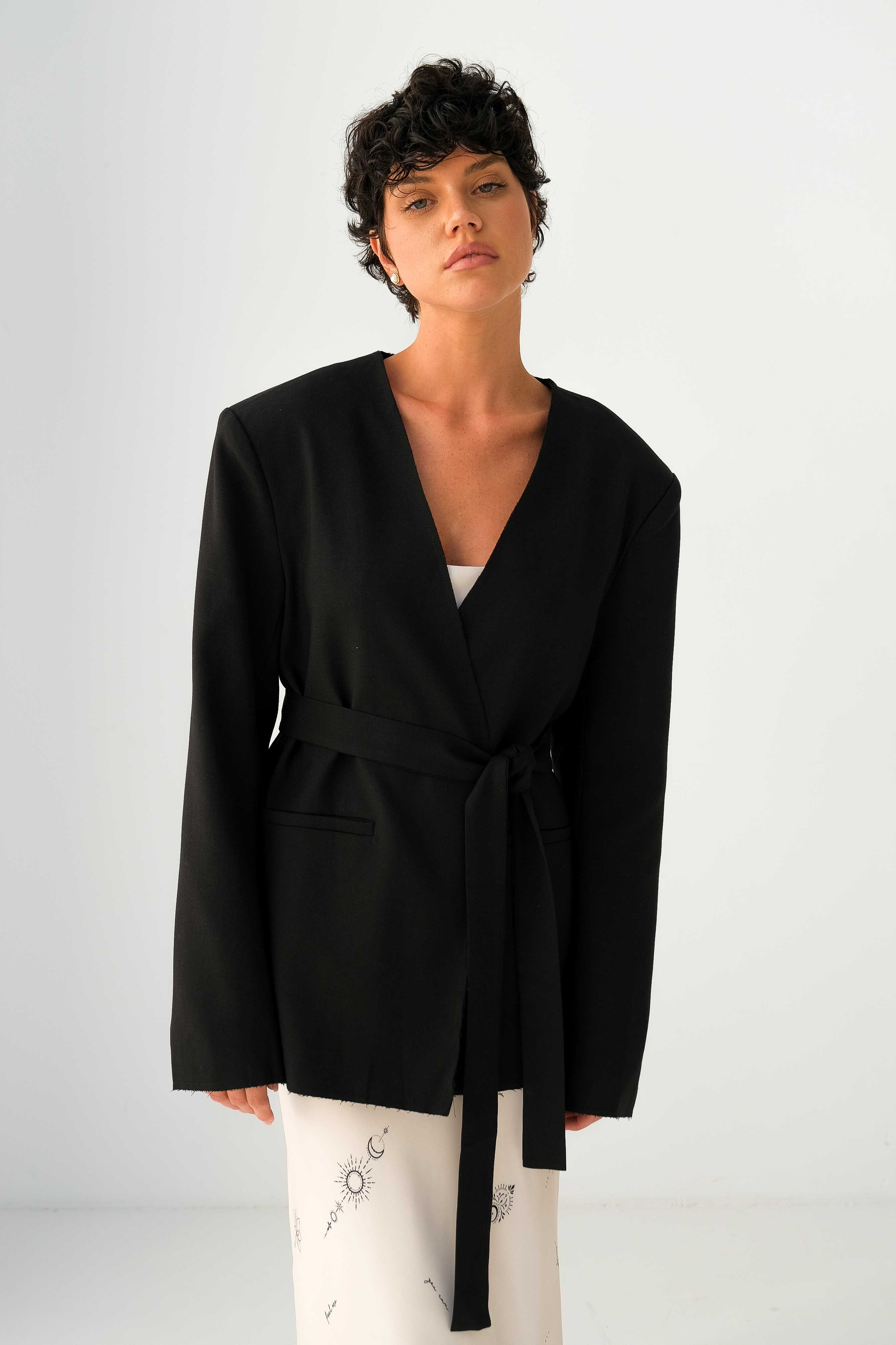 Жакет с необработанным краем