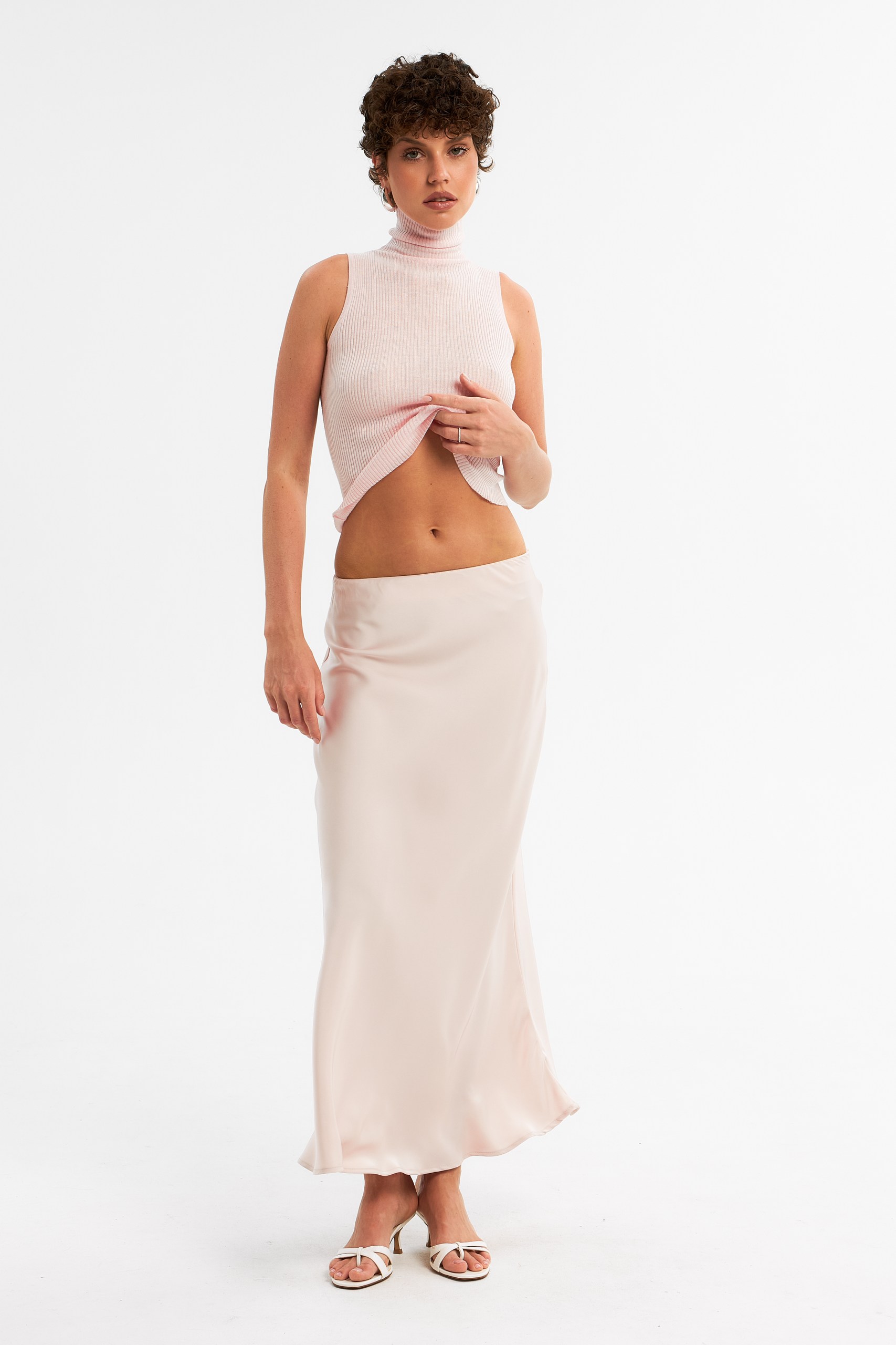 Топ с высоким воротом