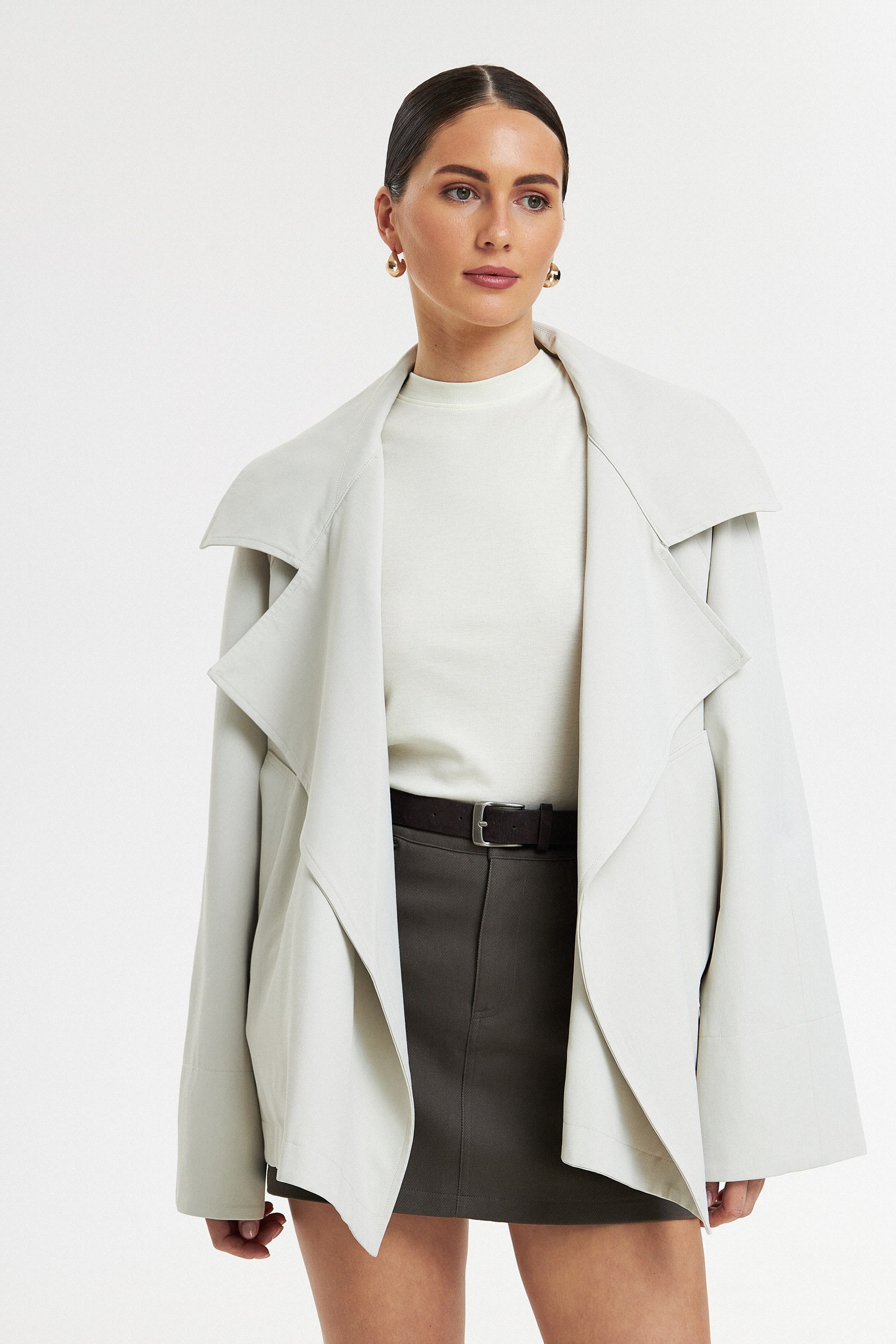 Укороченный плащ