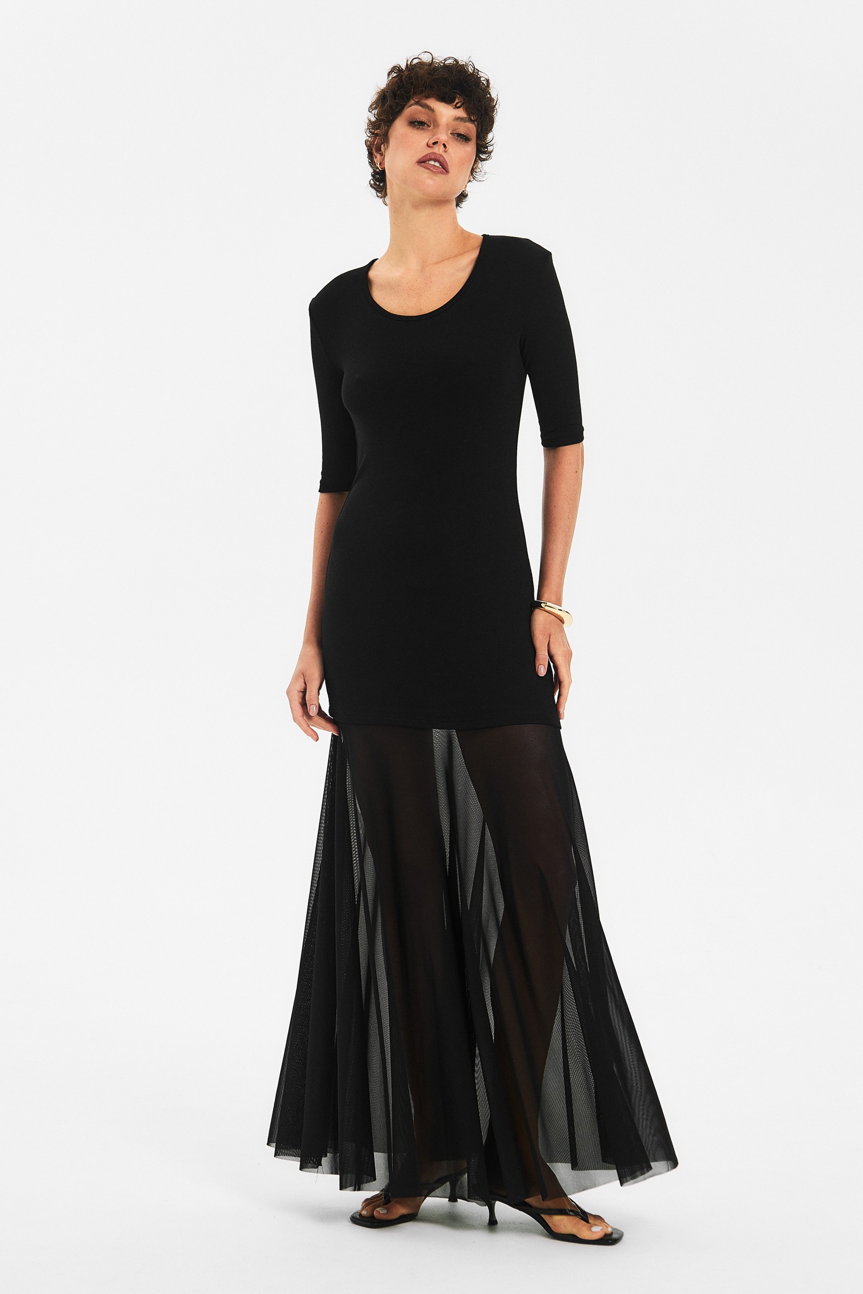 Платье с прозрачной юбкой