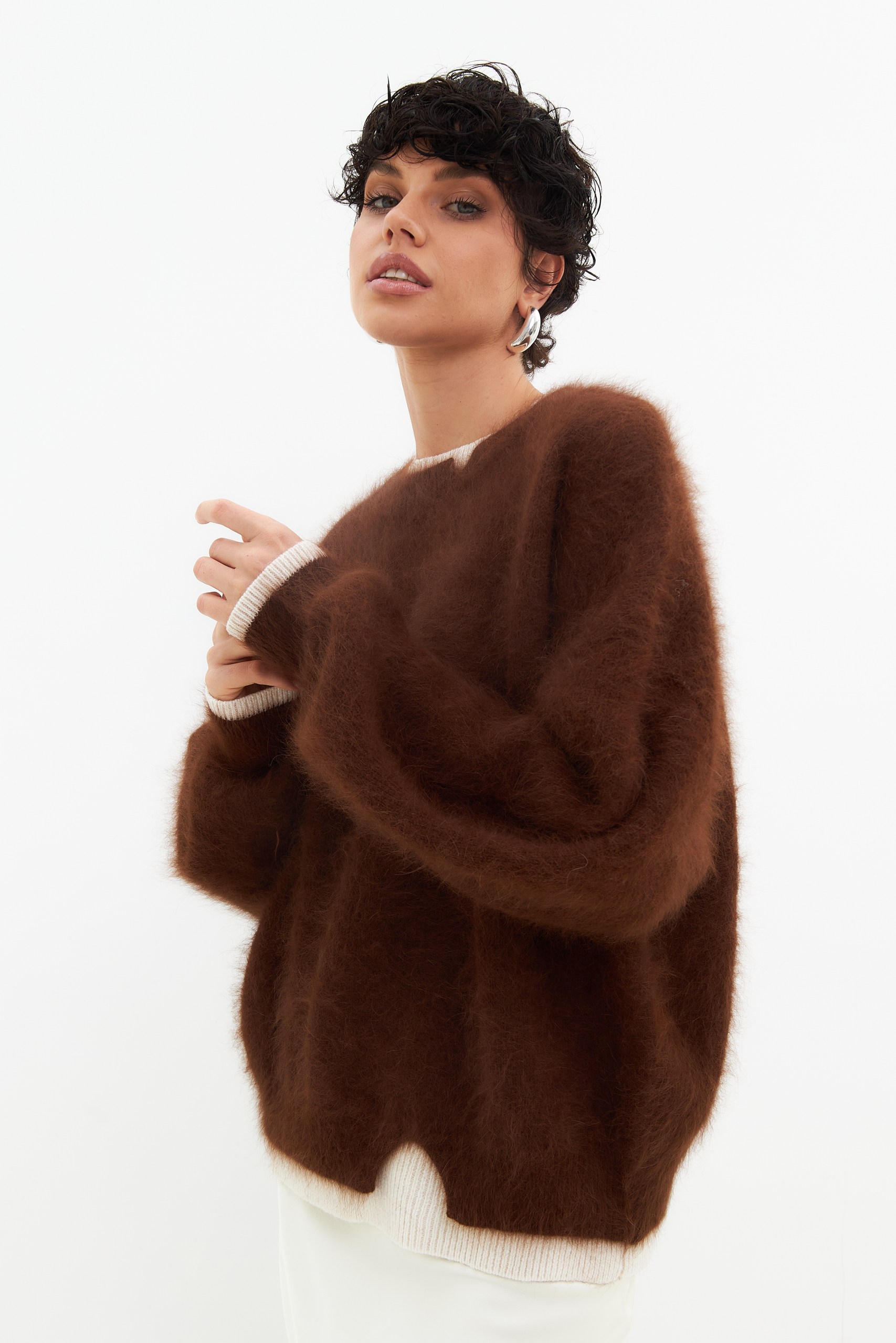 Свитер из ангоры 