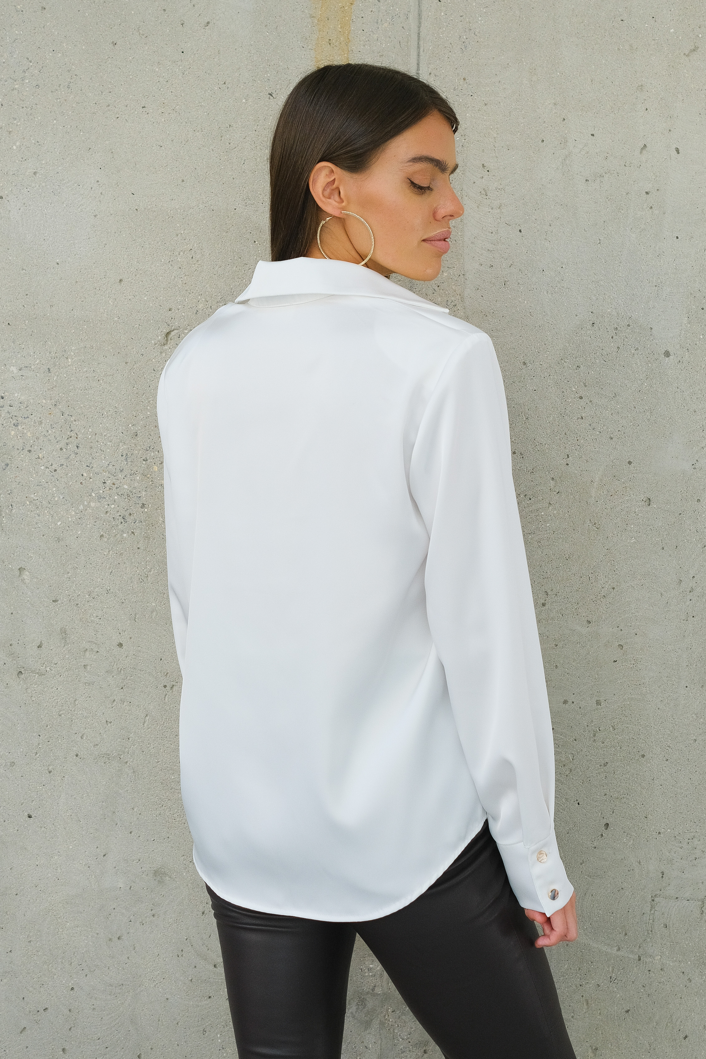 Блуза белая