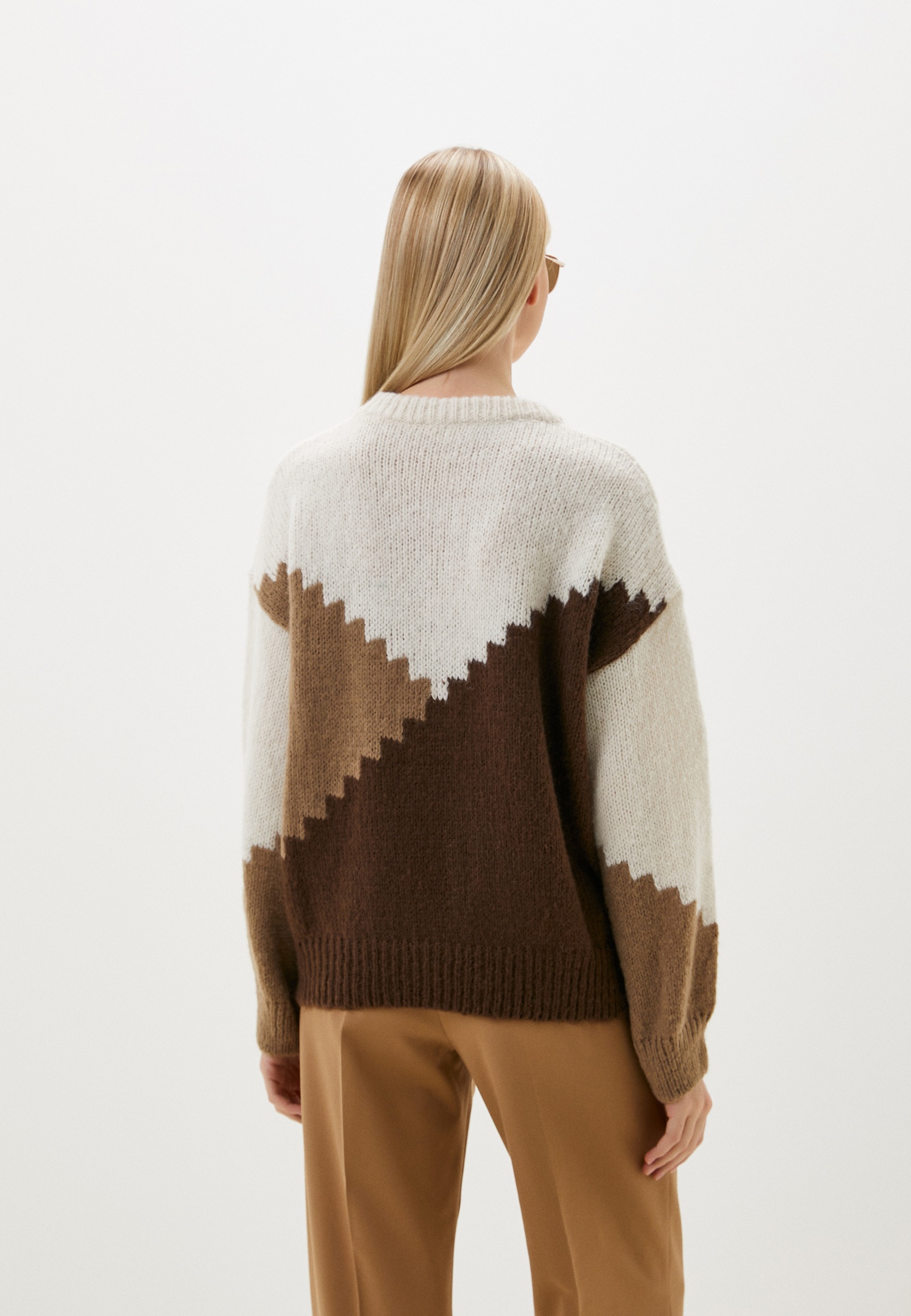  Джемпер с узором ромб