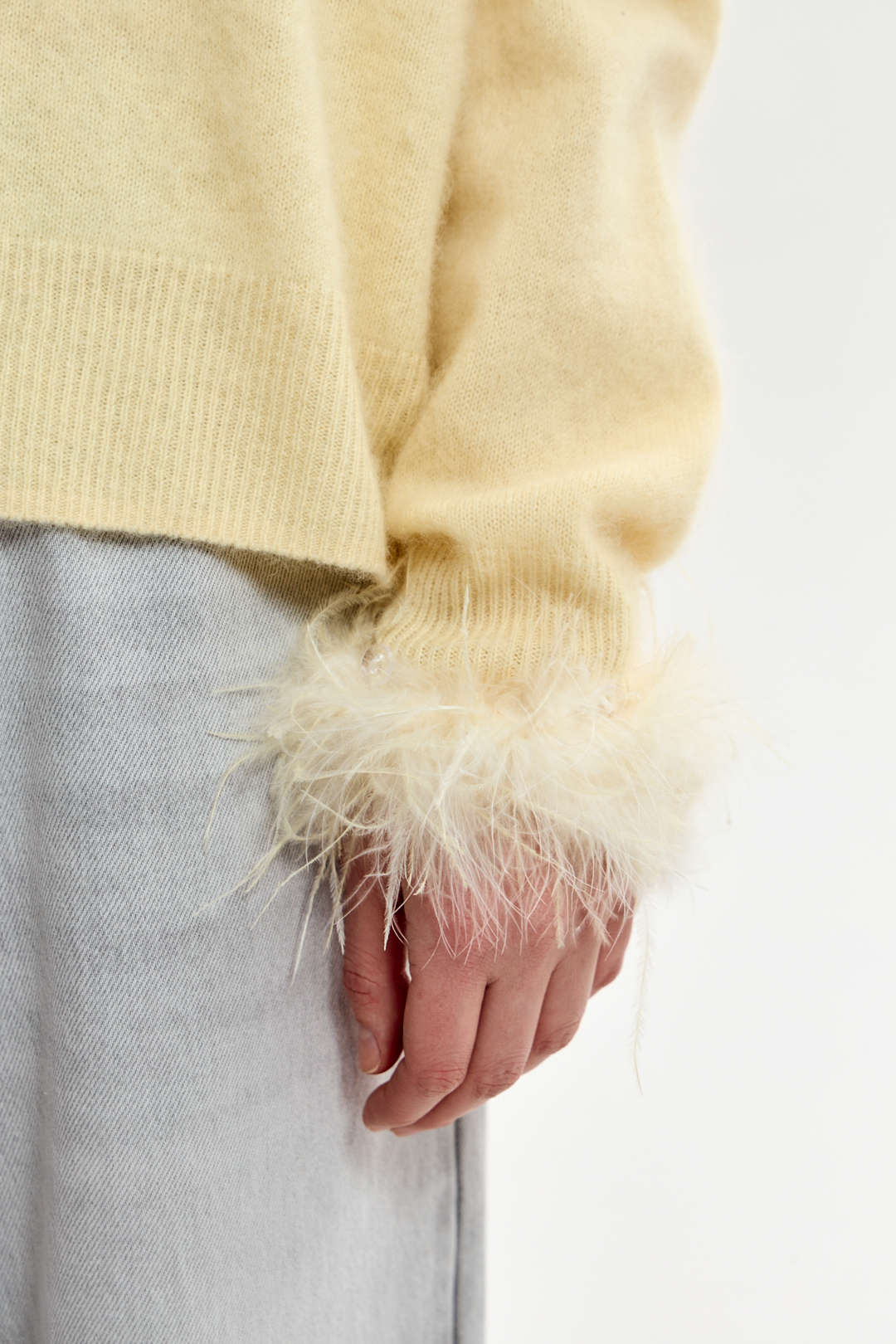  Джемпер с боа