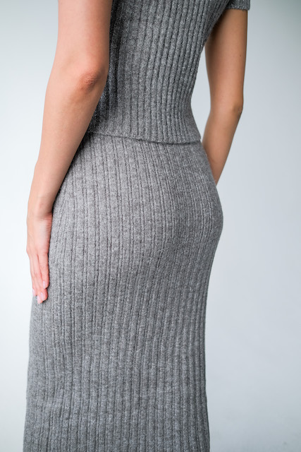 Юбка миди трикотажная