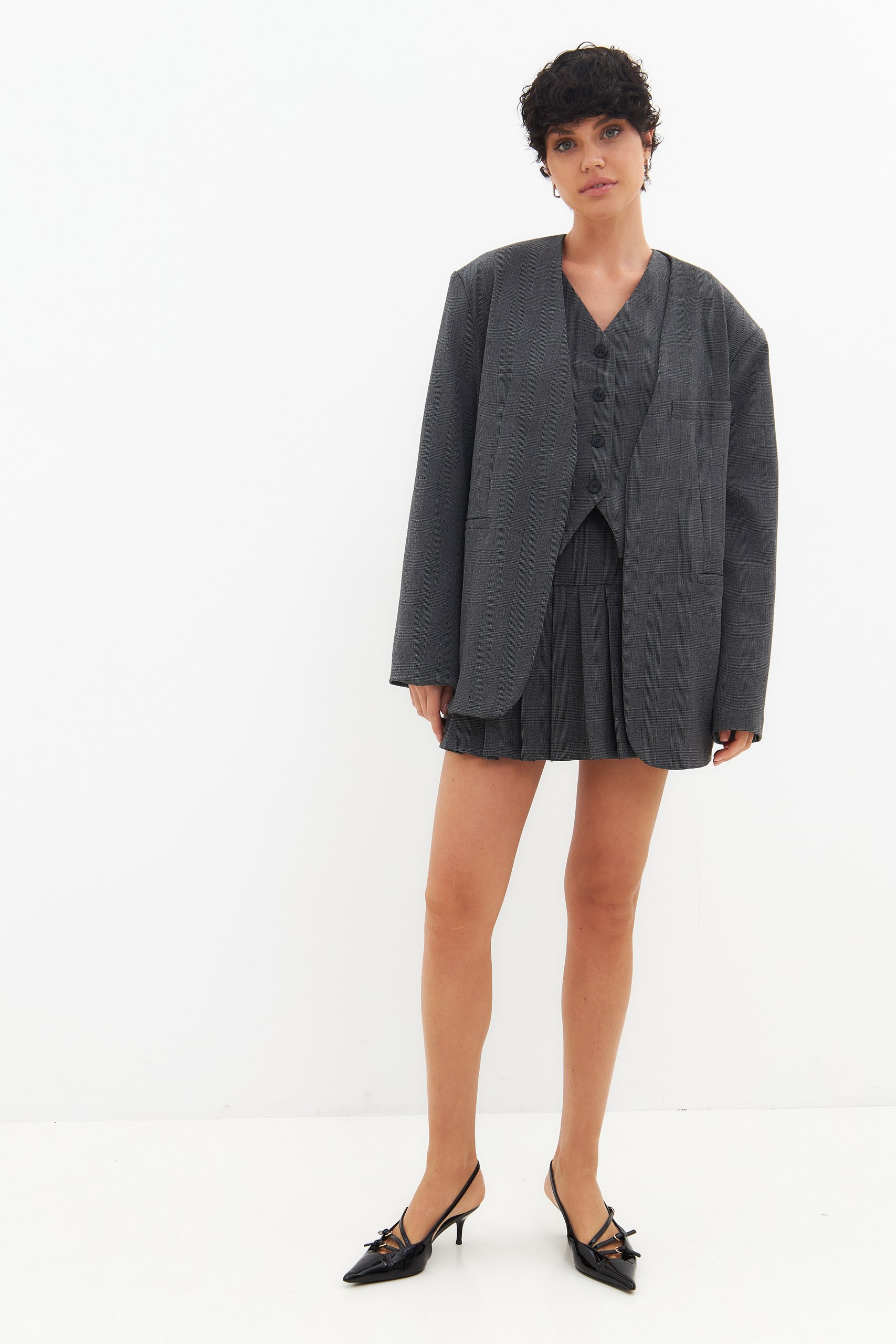 Жилет серый