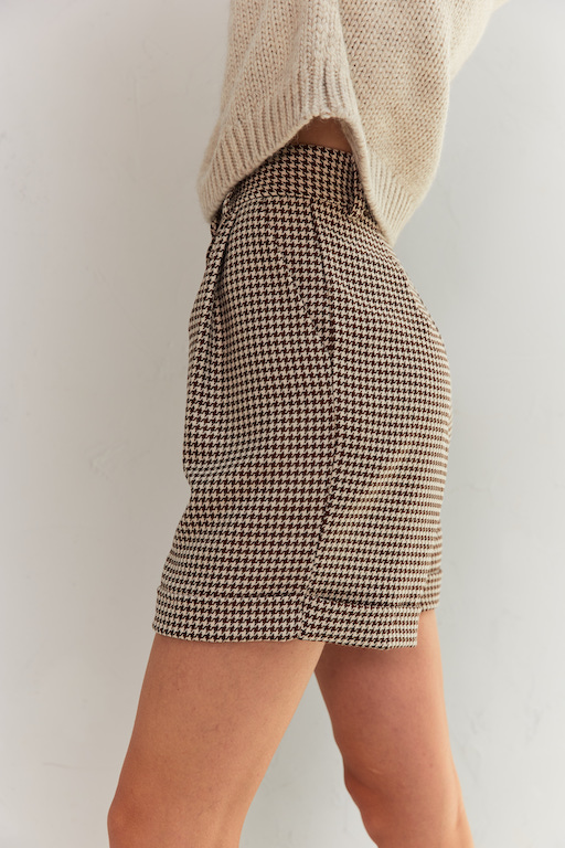 Шорты в клетку