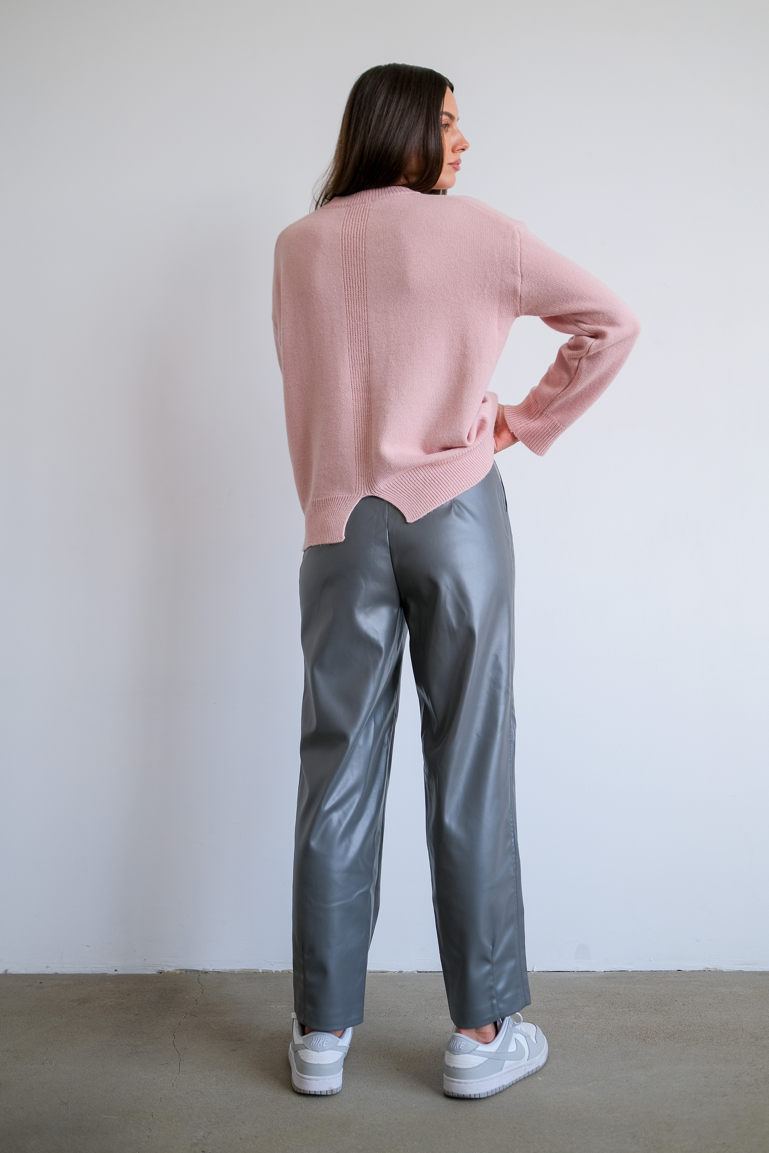 Брюки эко кожа серые 