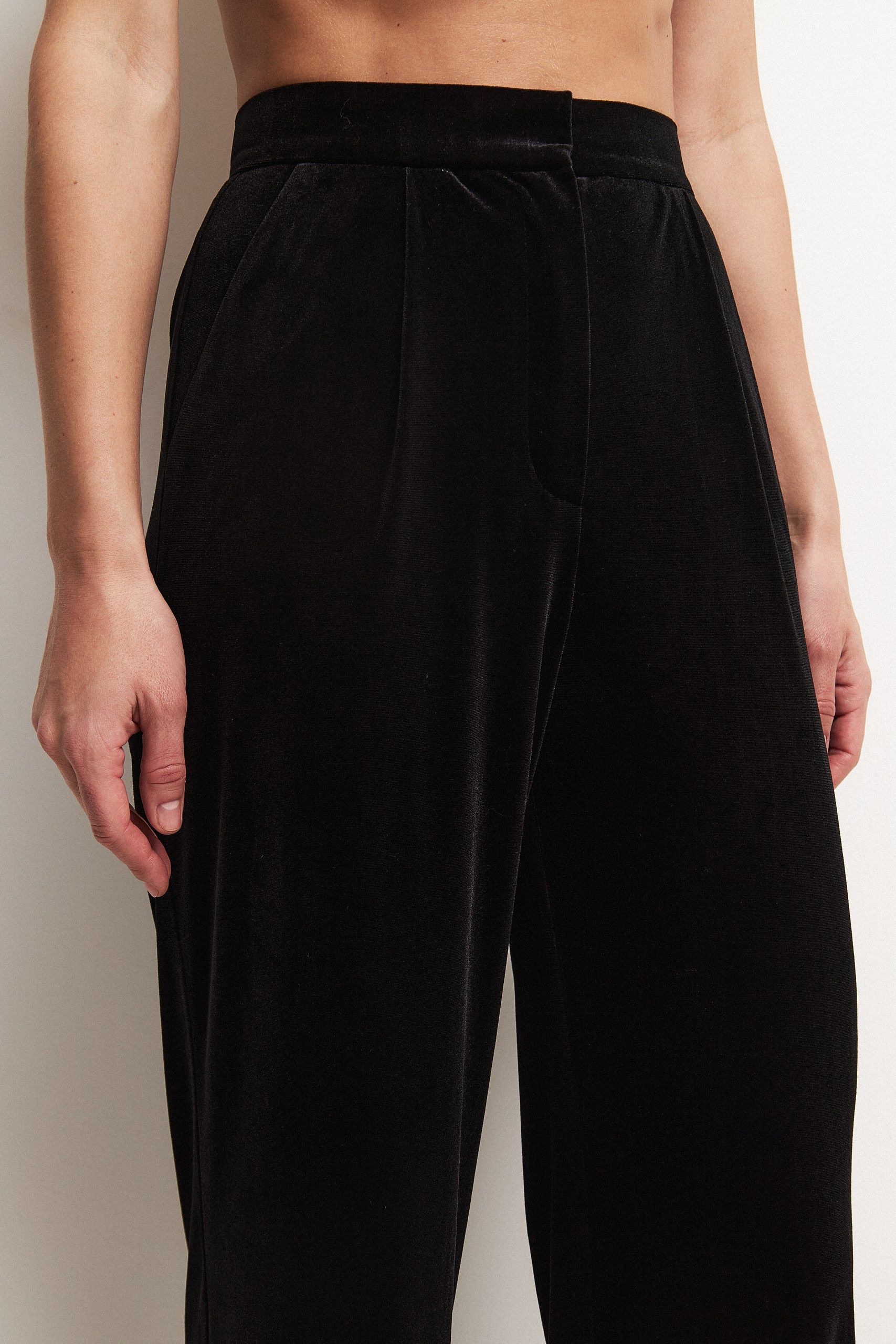 Брюки бархатные