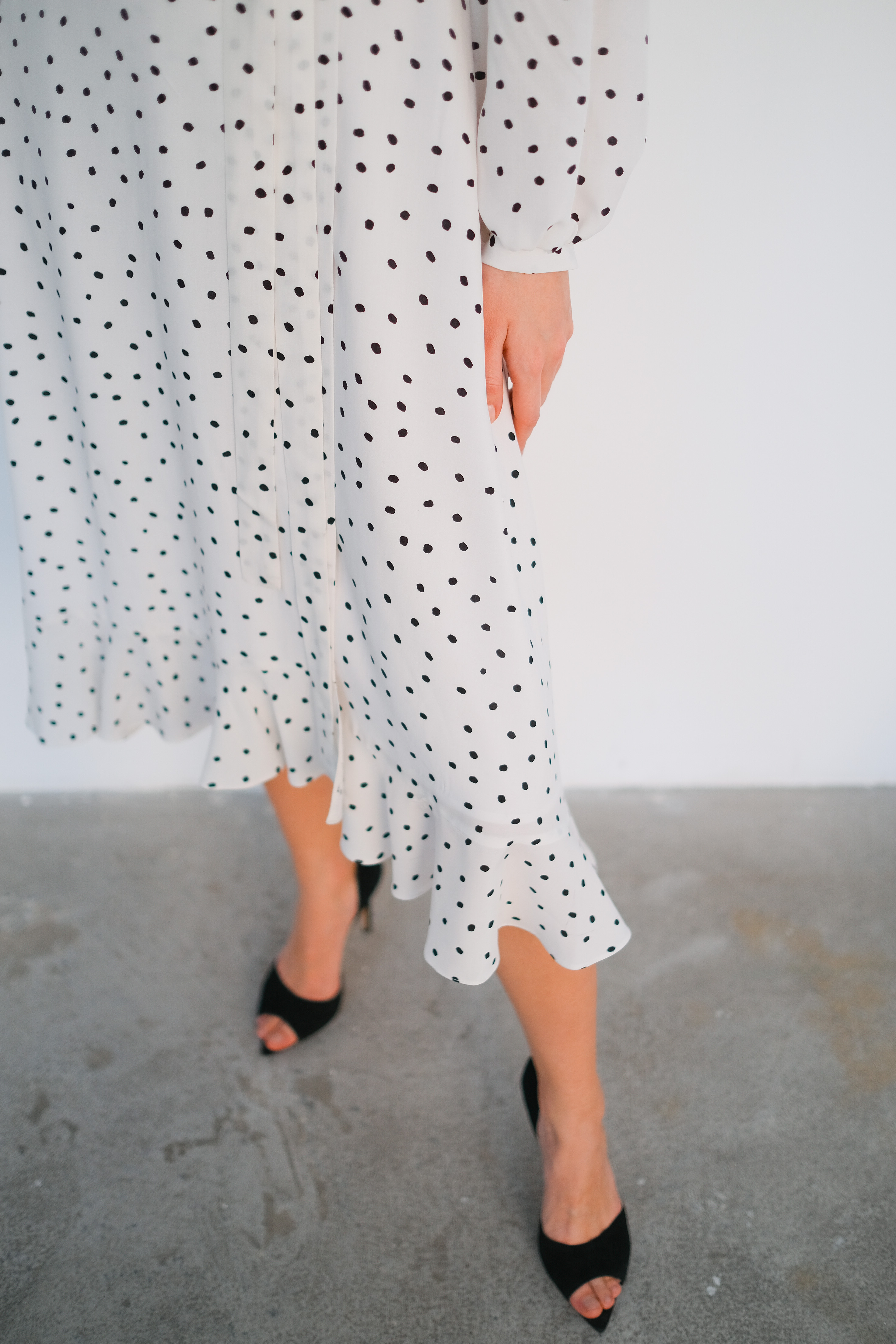 Платье на запах в горох 