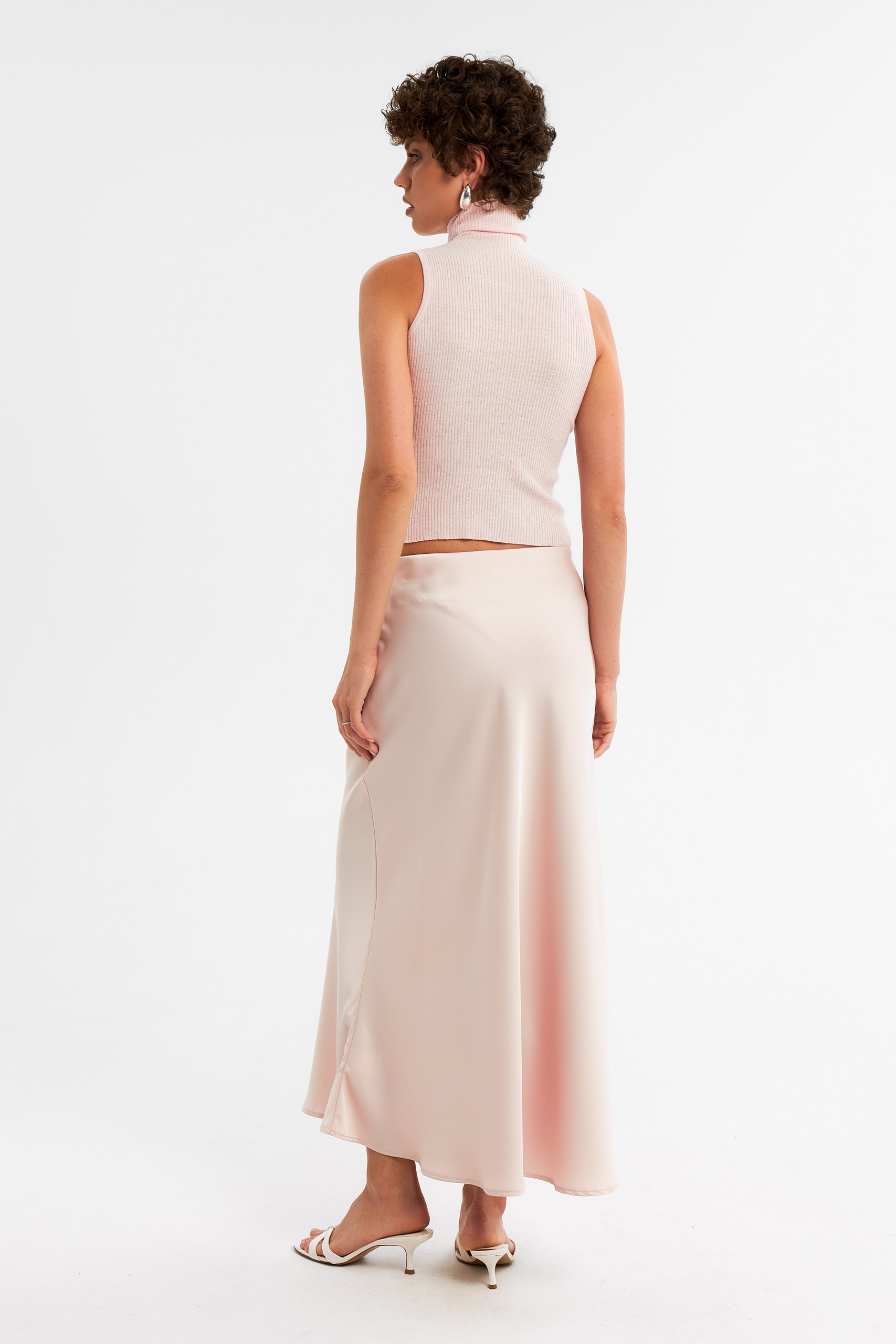 Топ с высоким воротом