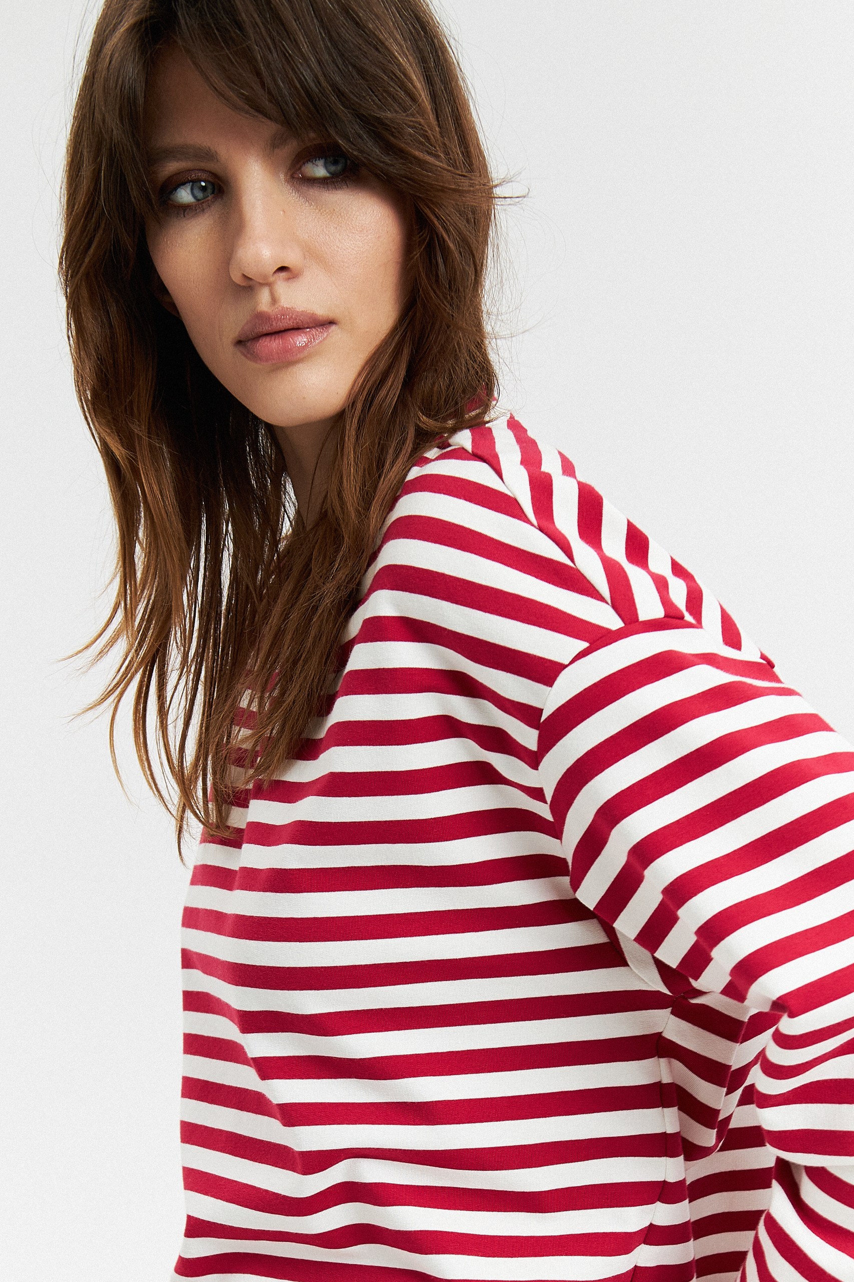 Лонгслив в полоску