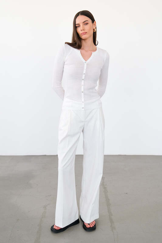  Брюки в полоску молочные