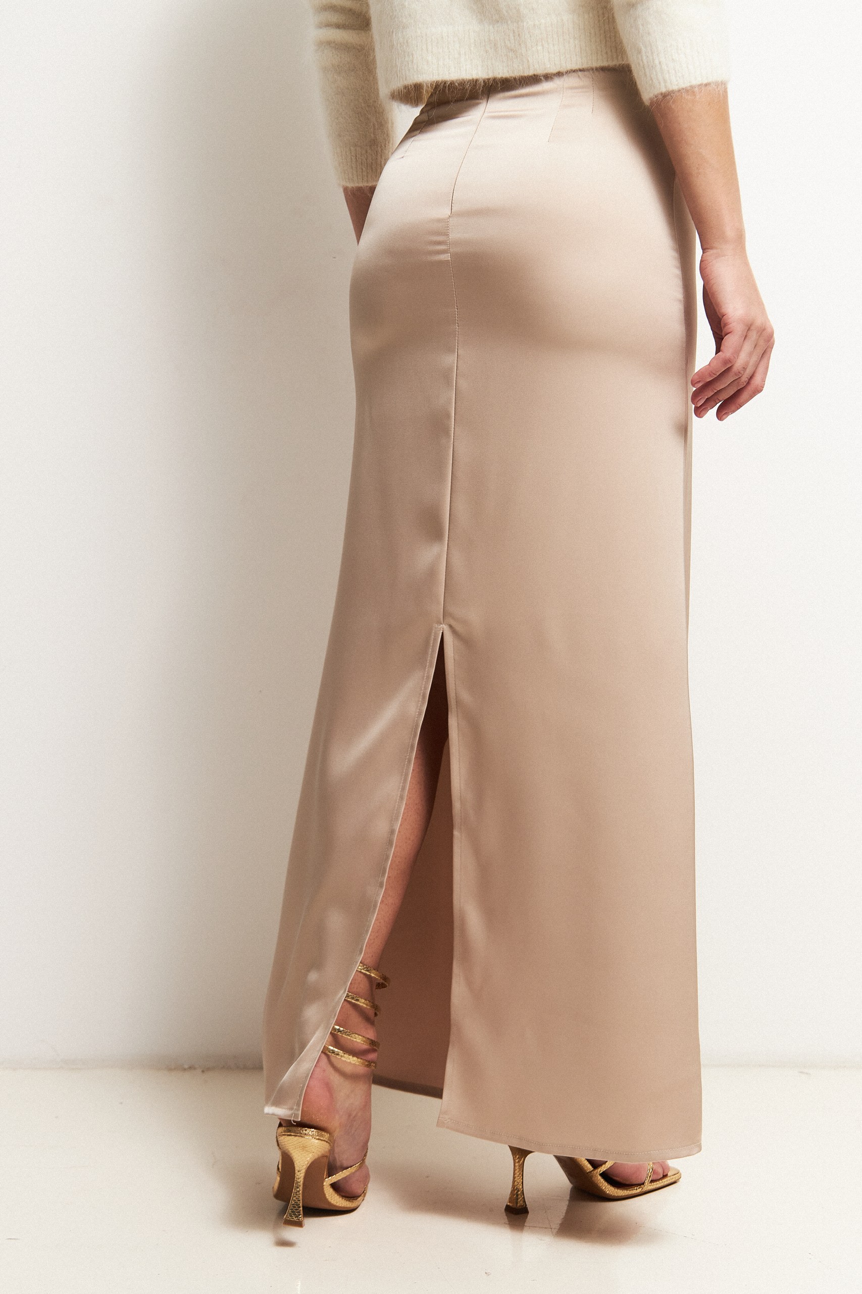 Юбка атласная макси