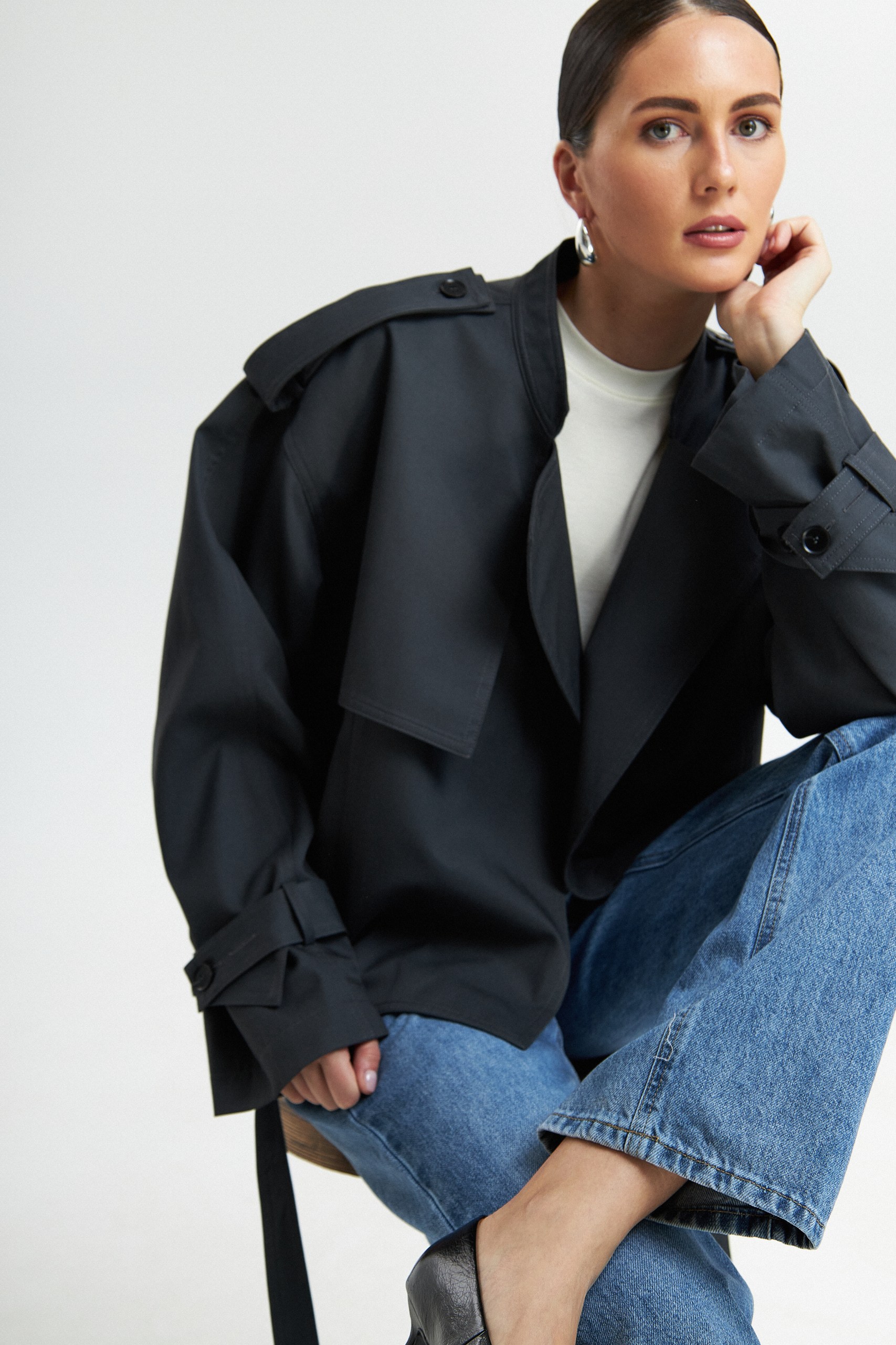 Укороченный тренч 