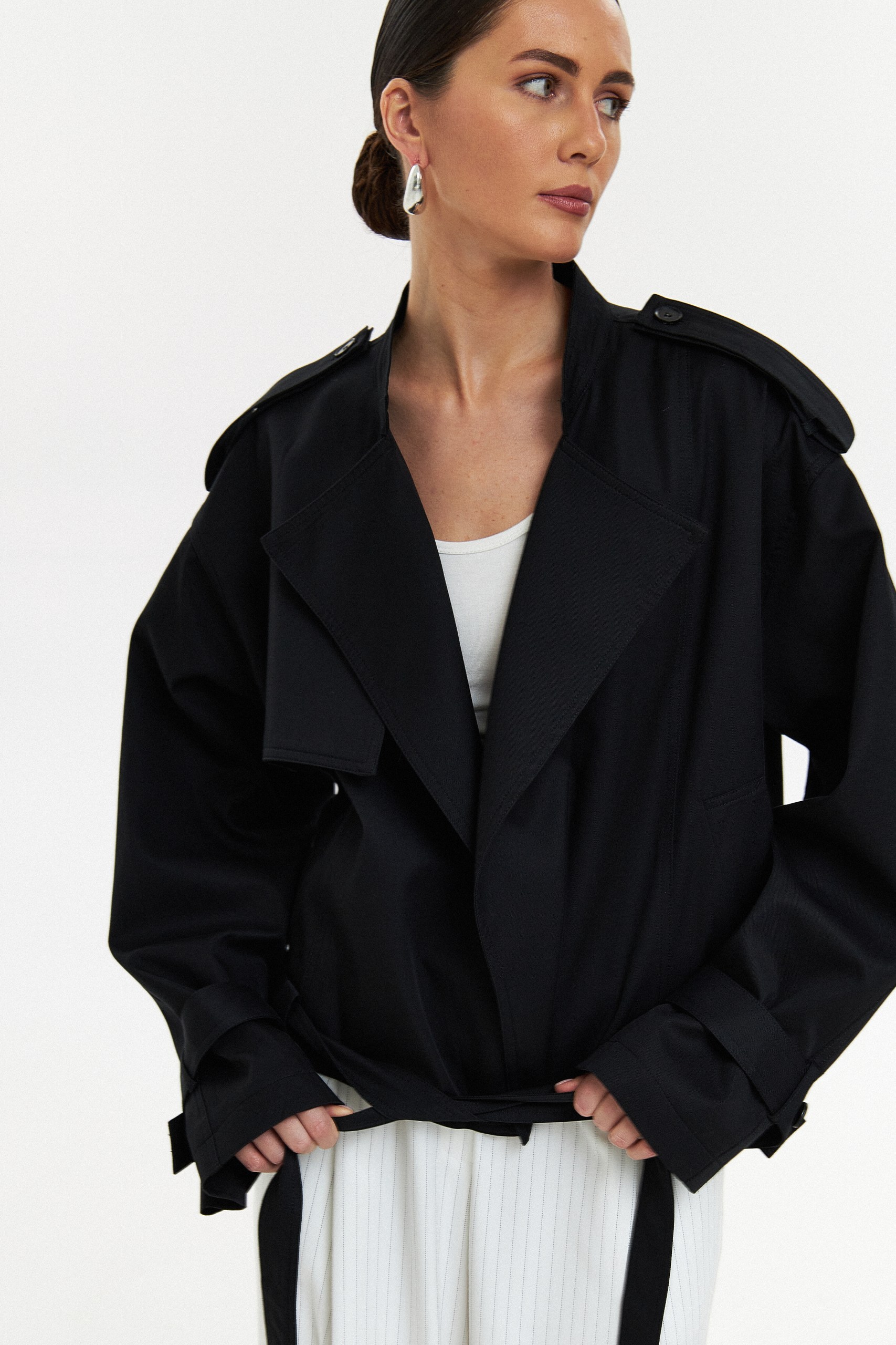 Укороченный тренч 