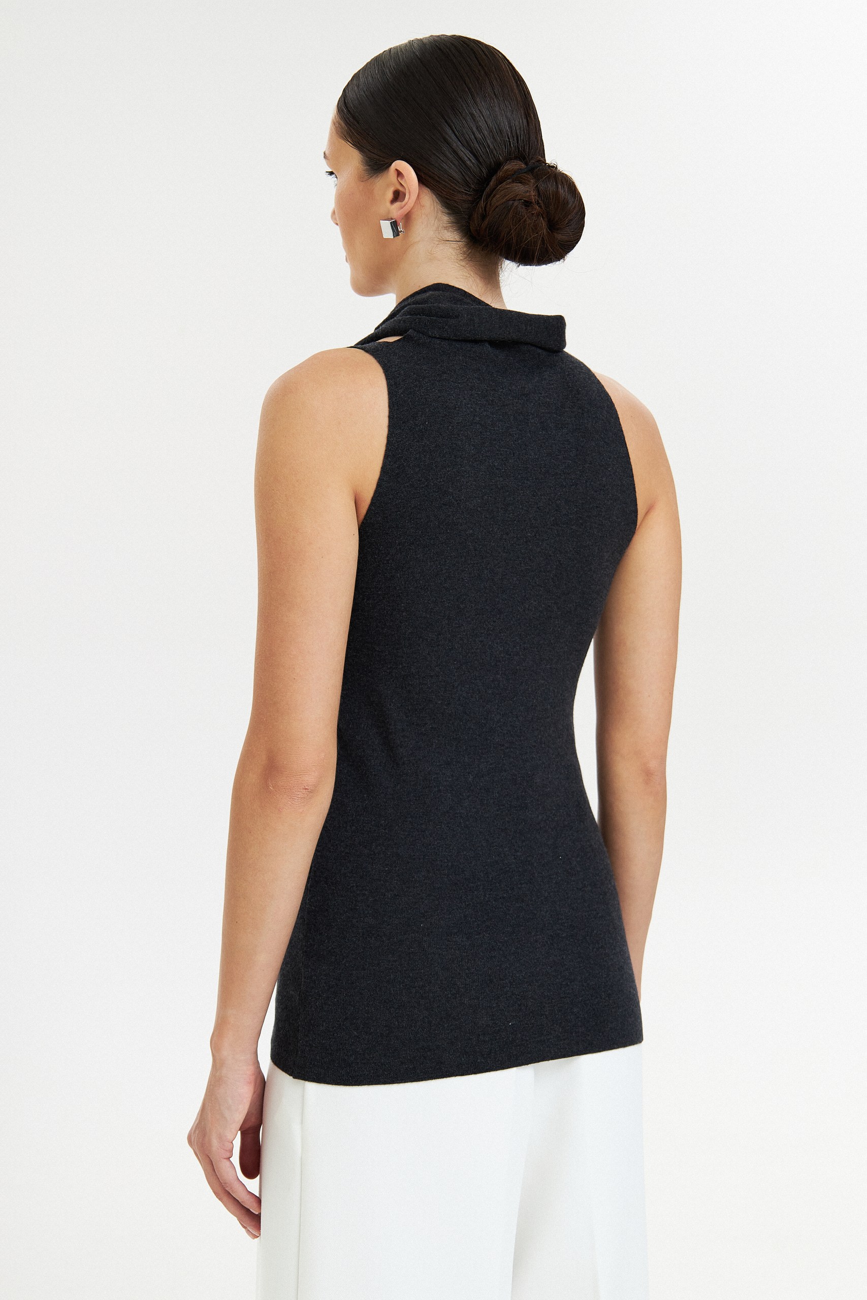 Топ с шарфом