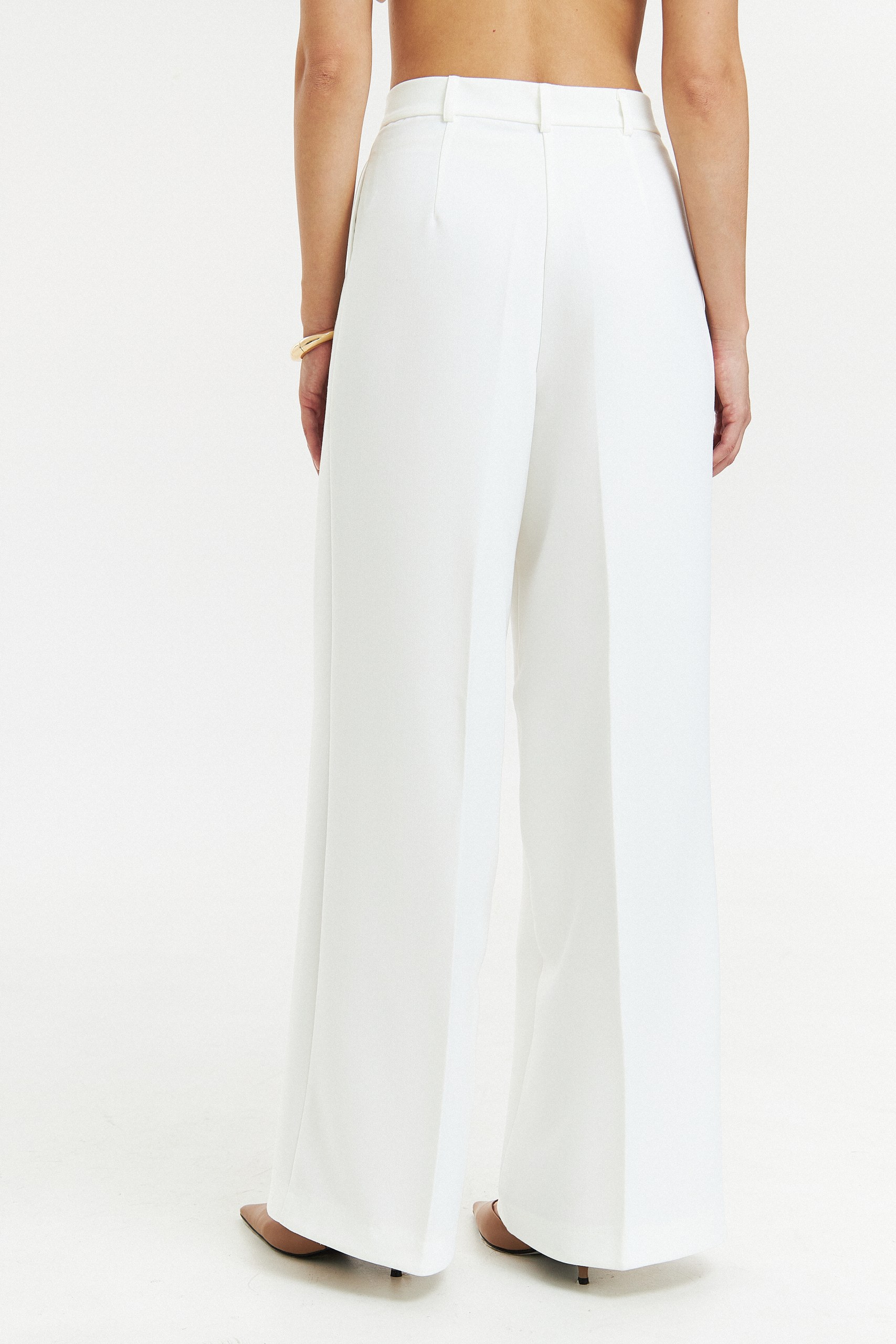 Брюки со стрелками