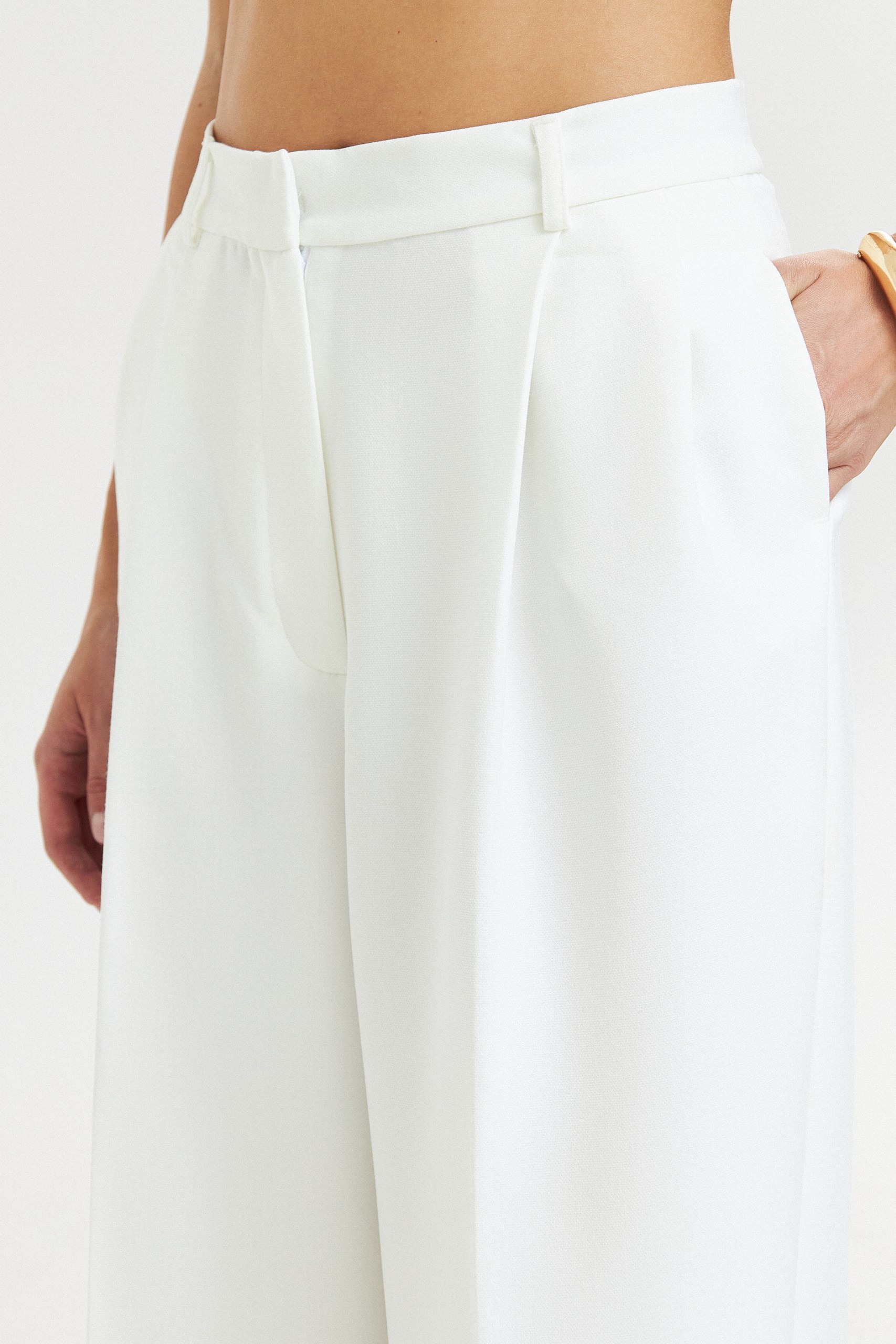 Брюки со стрелками