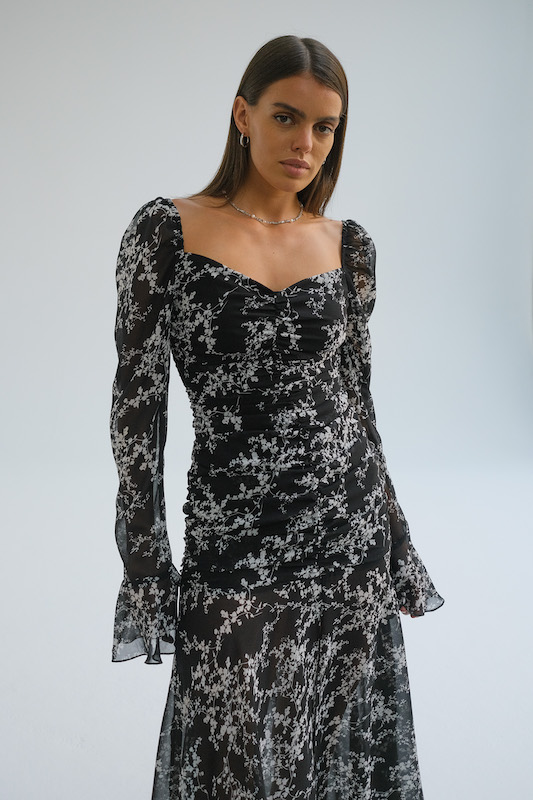 Платье из шифона