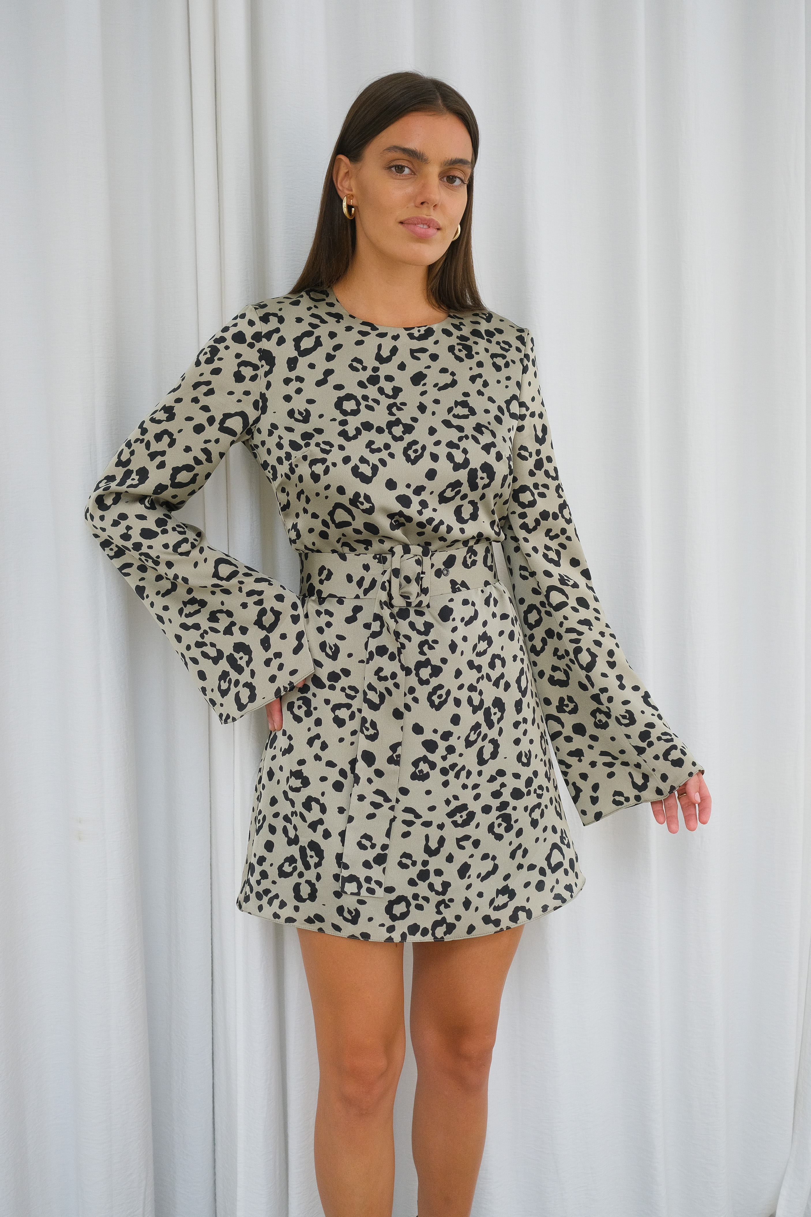 Платье мини леопардовое хаки