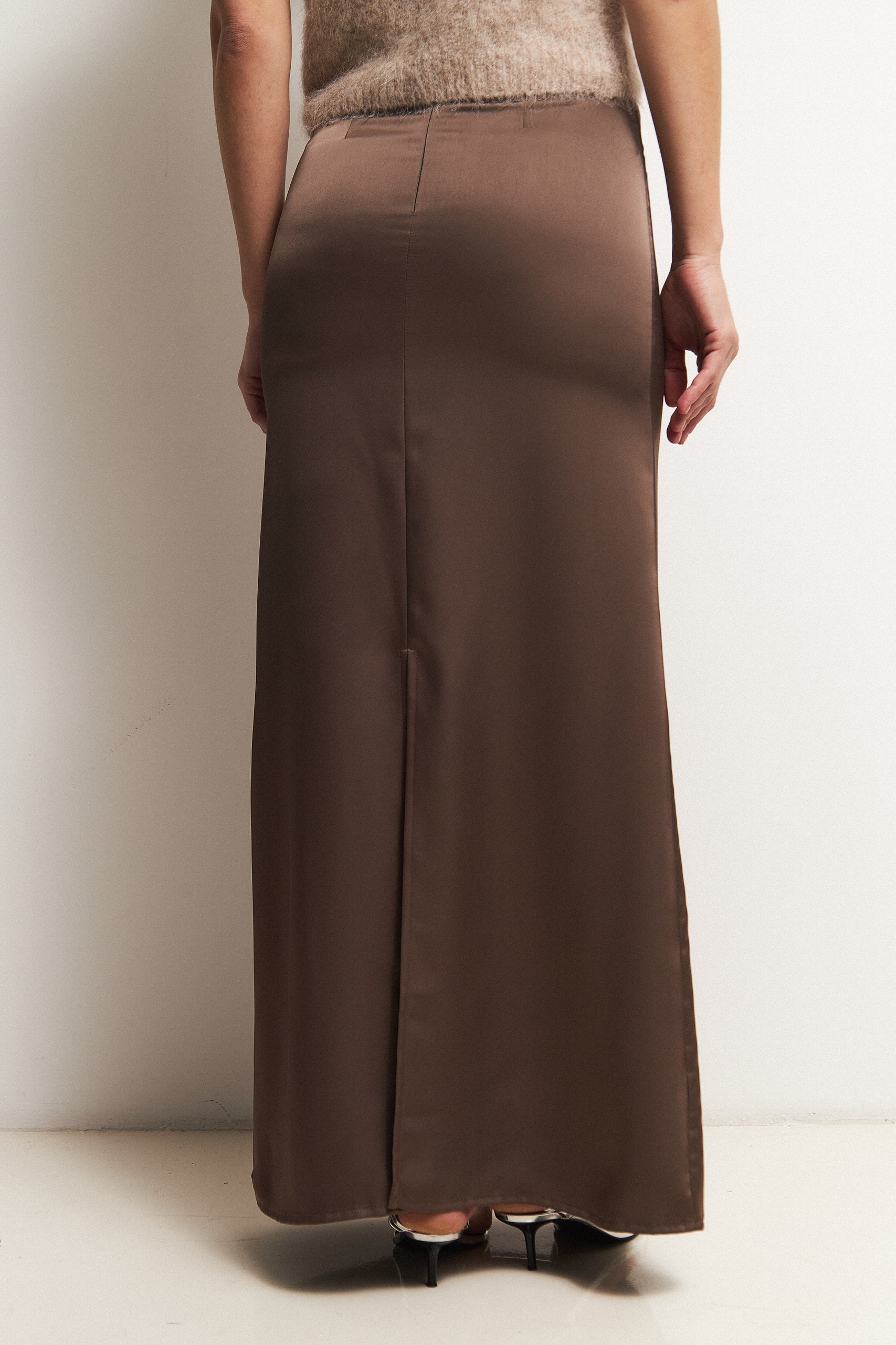 Юбка атласная макси