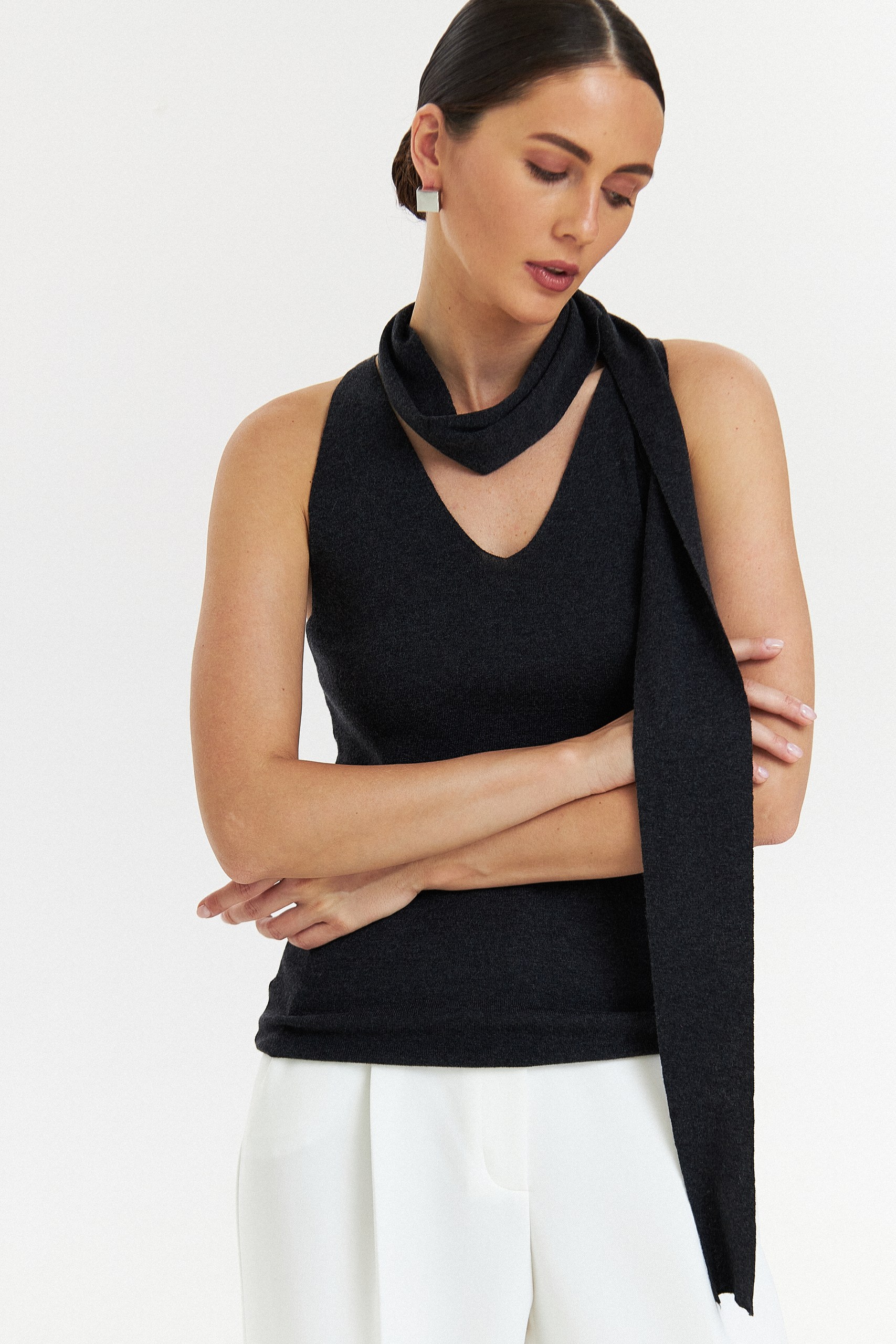 Топ с шарфом