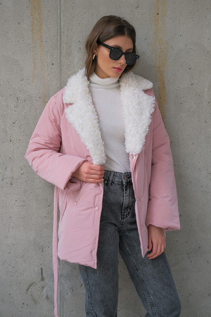 Пуховик с мехом короткий 