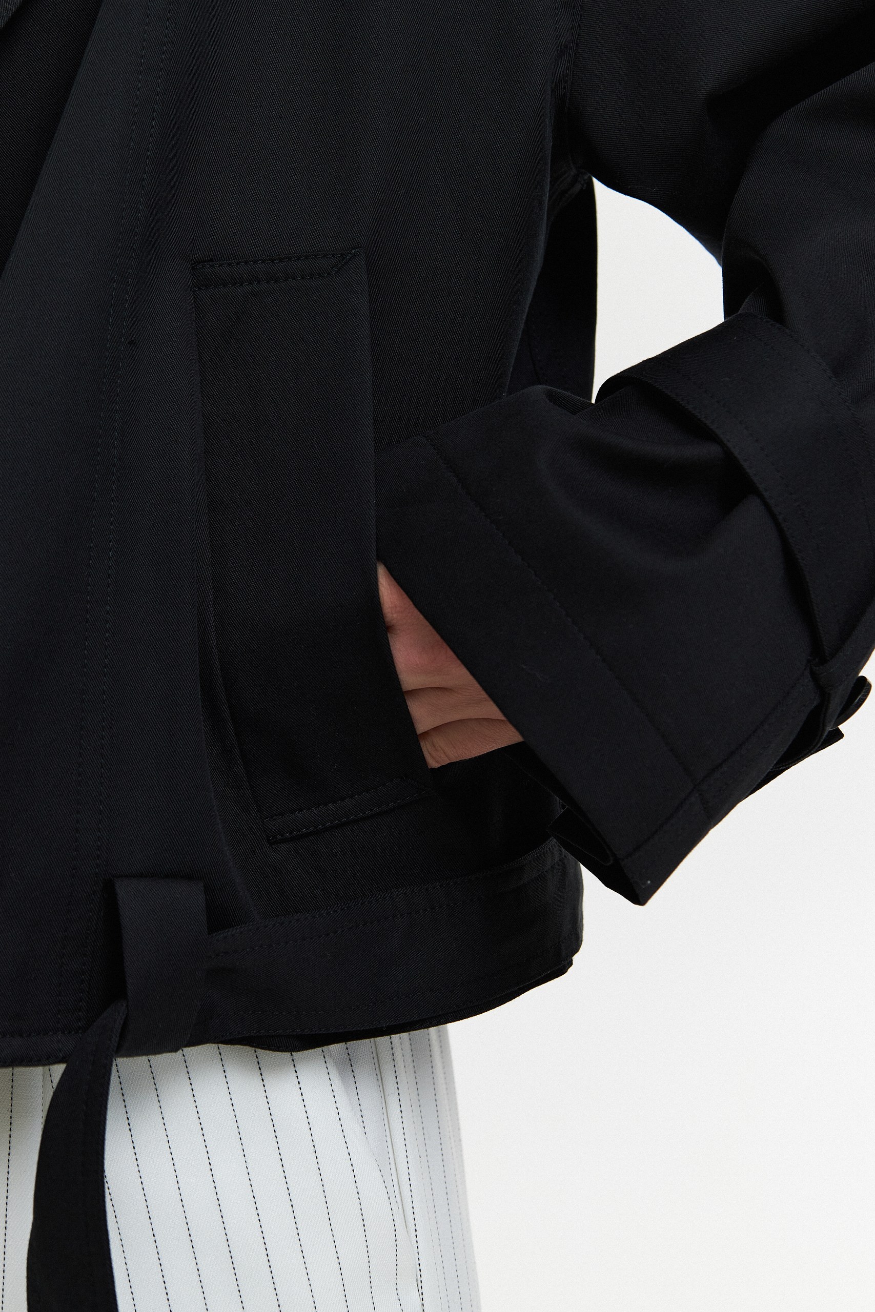 Укороченный тренч 