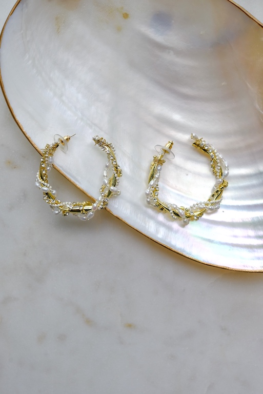 Серьги-полукольца с бисером