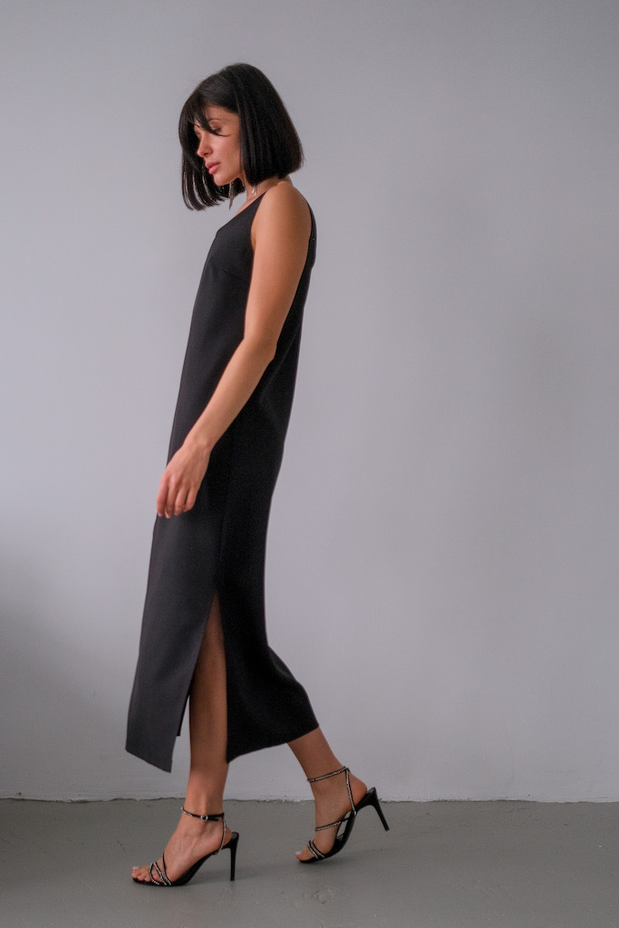 Платье длинное с поясом