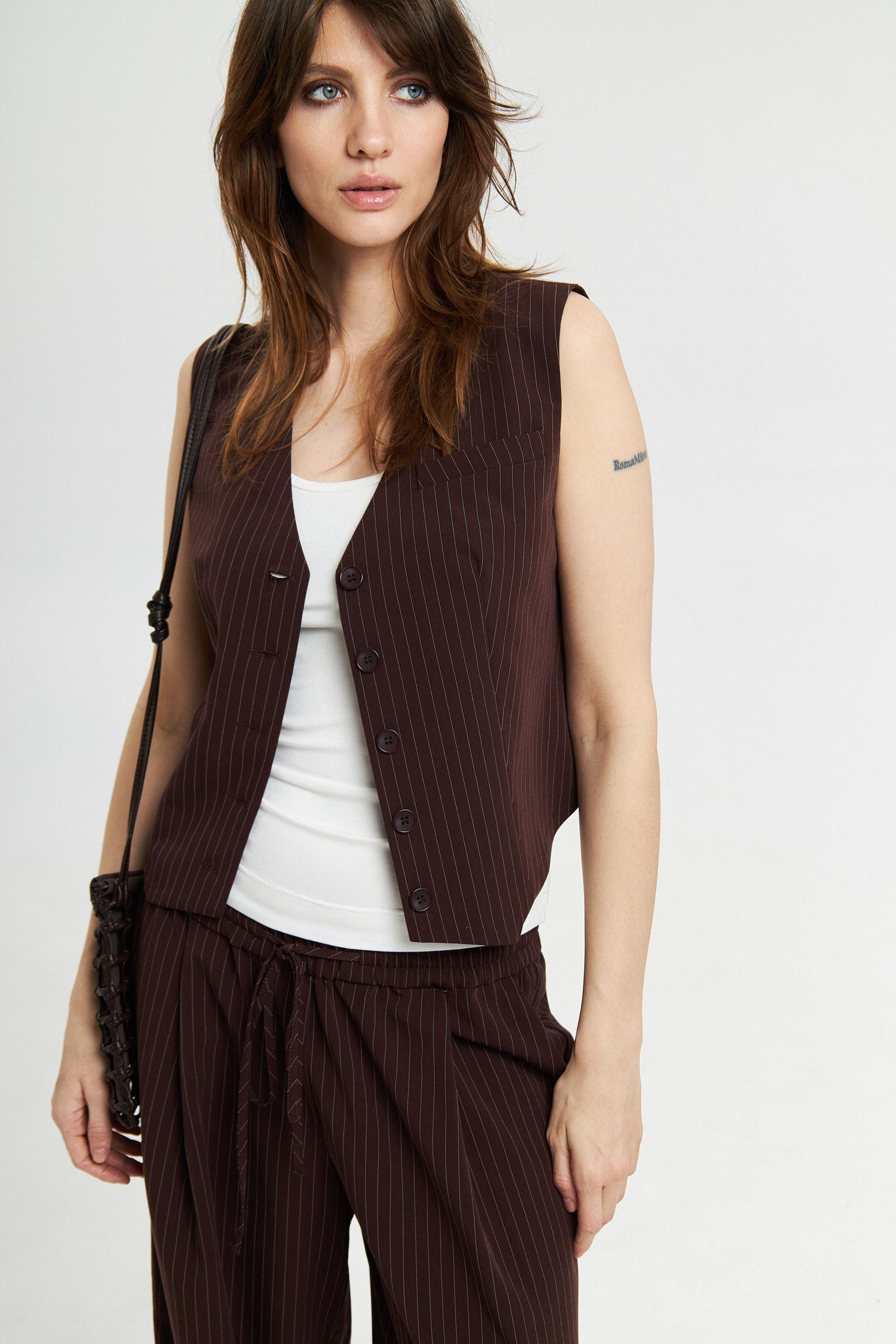 Жилетка в полоску