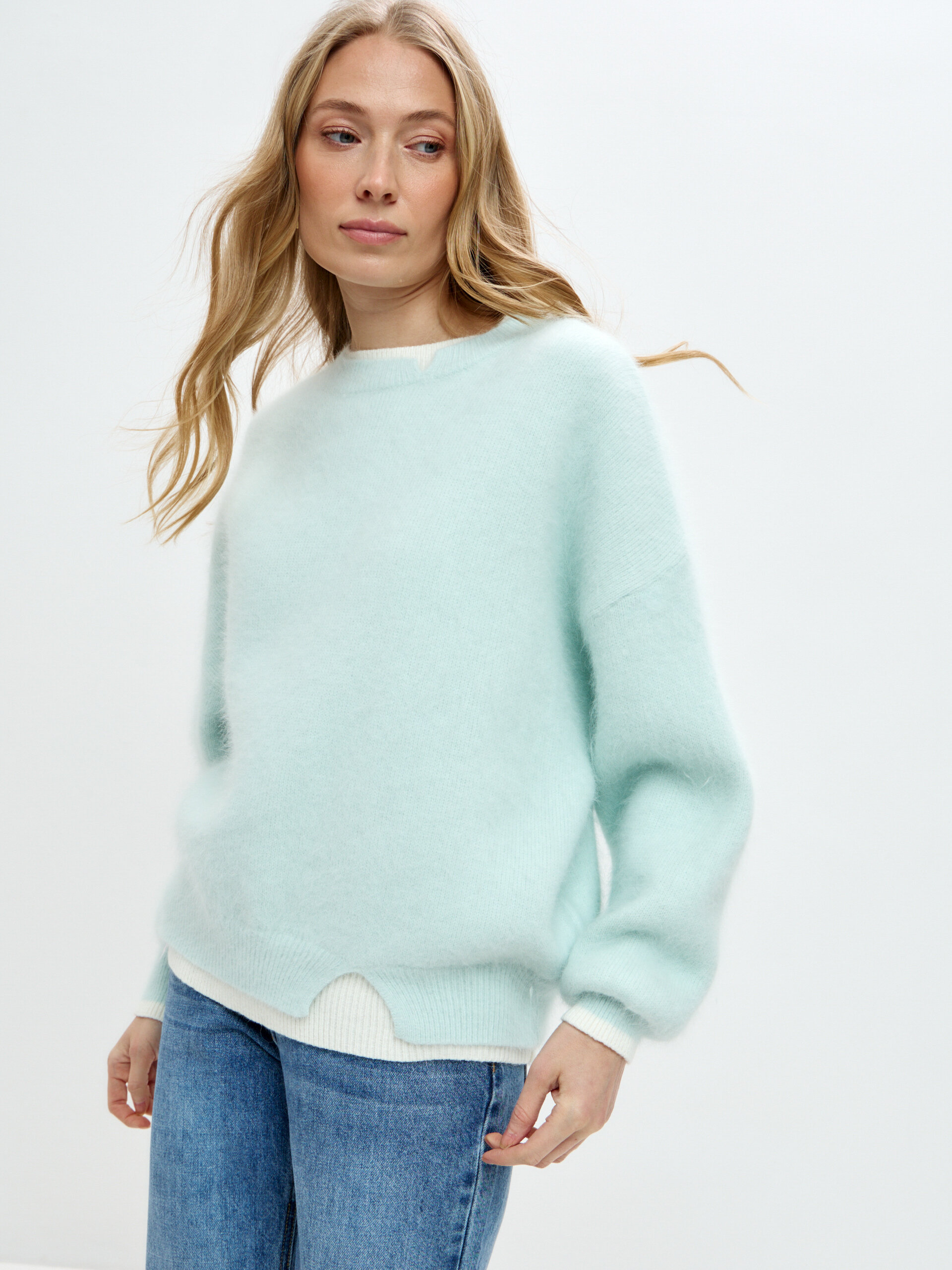 Свитер из ангоры