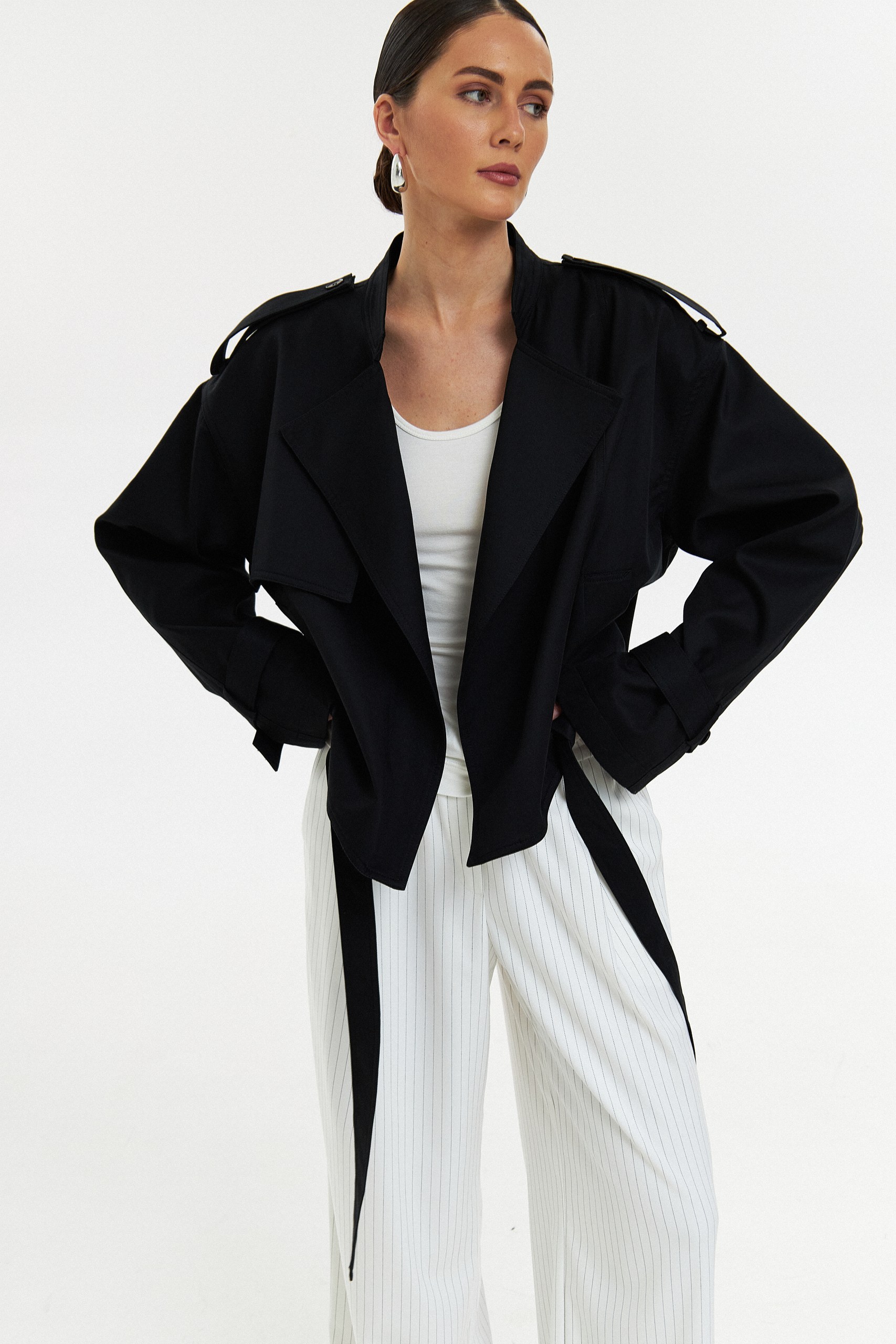 Укороченный тренч 