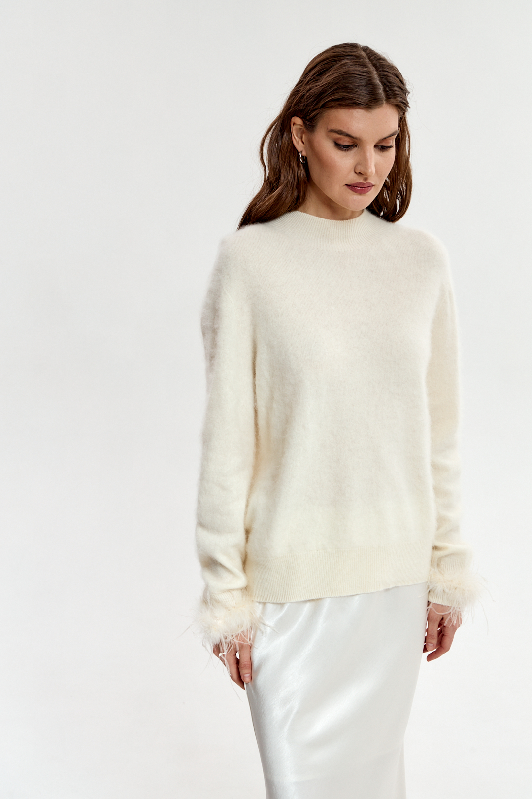  Джемпер с боа