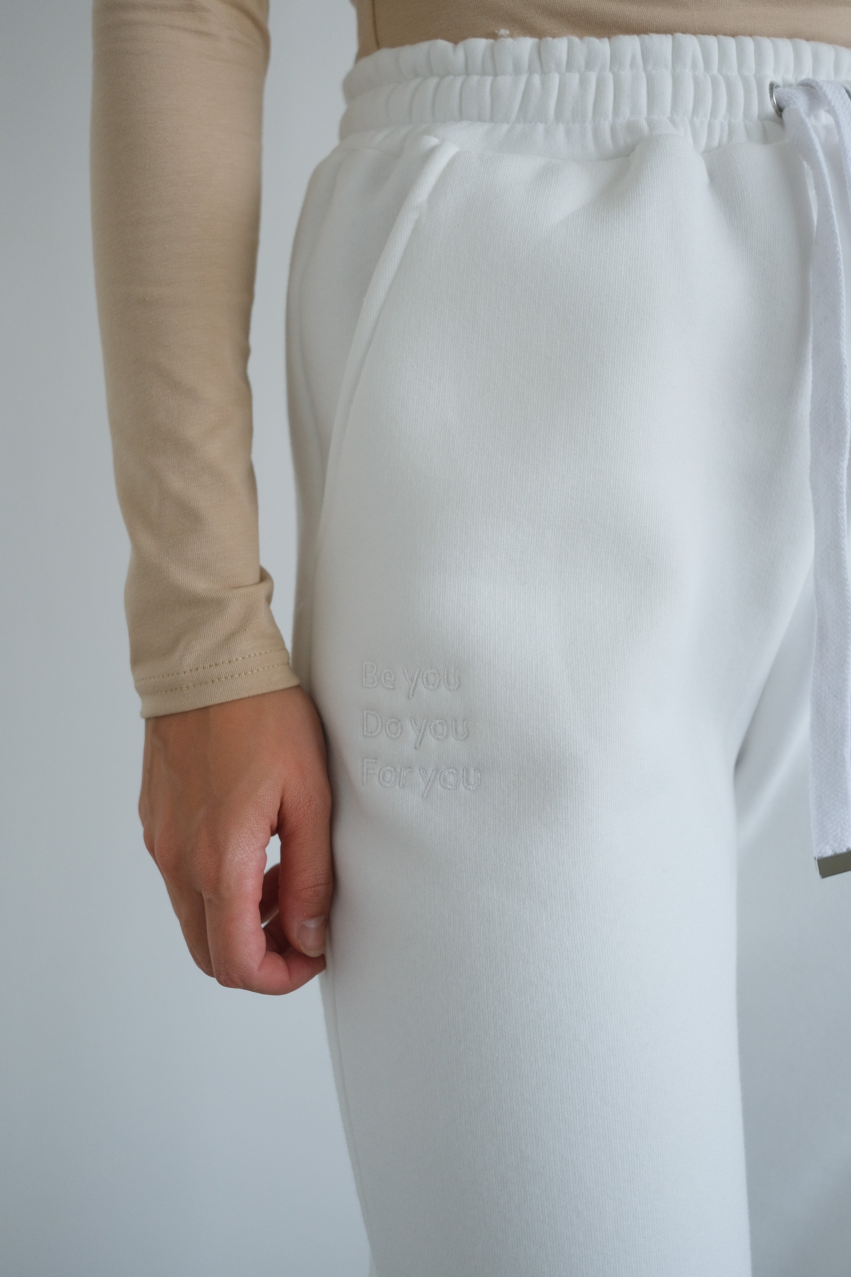 Брюки спортивные