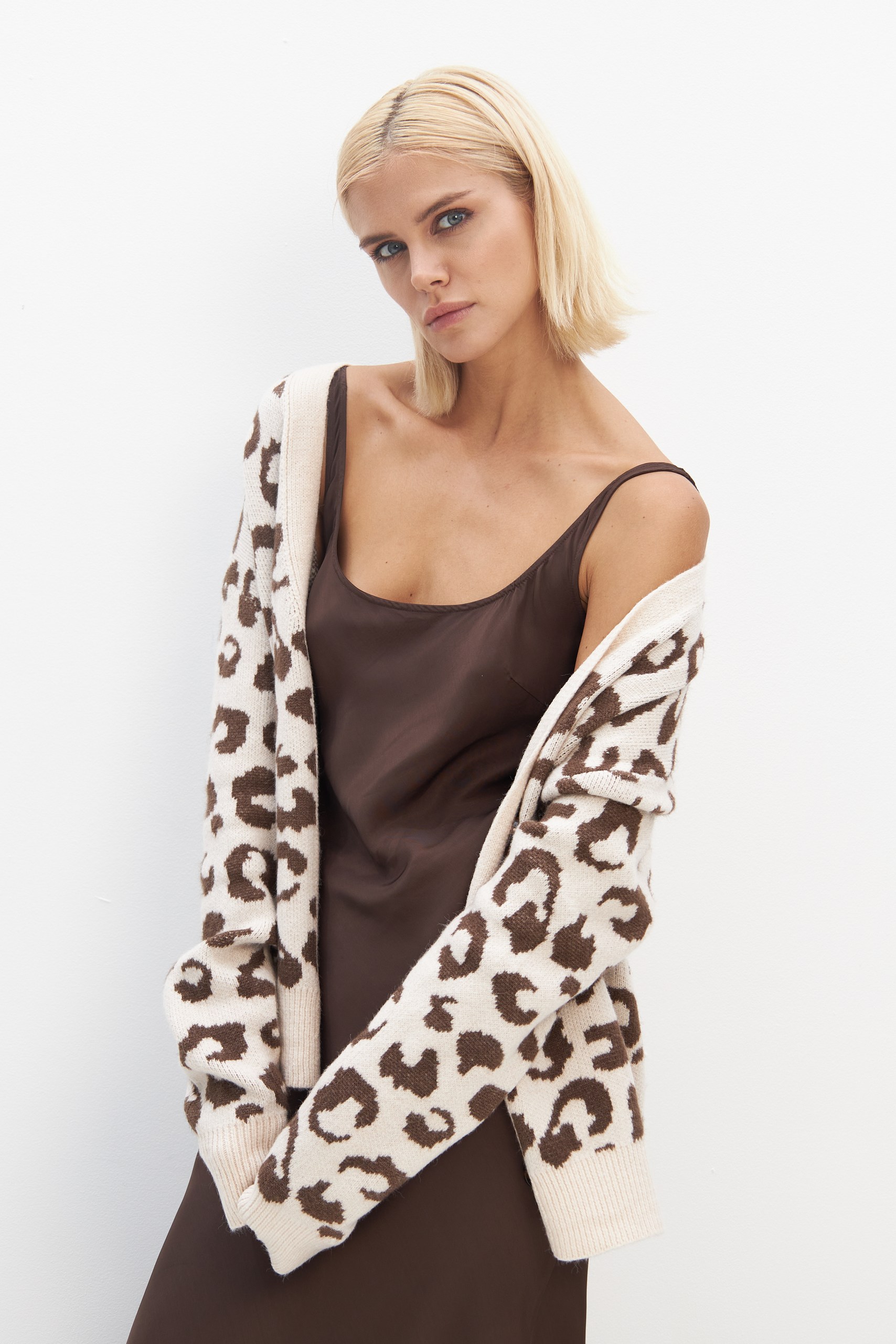 Кардиган лео