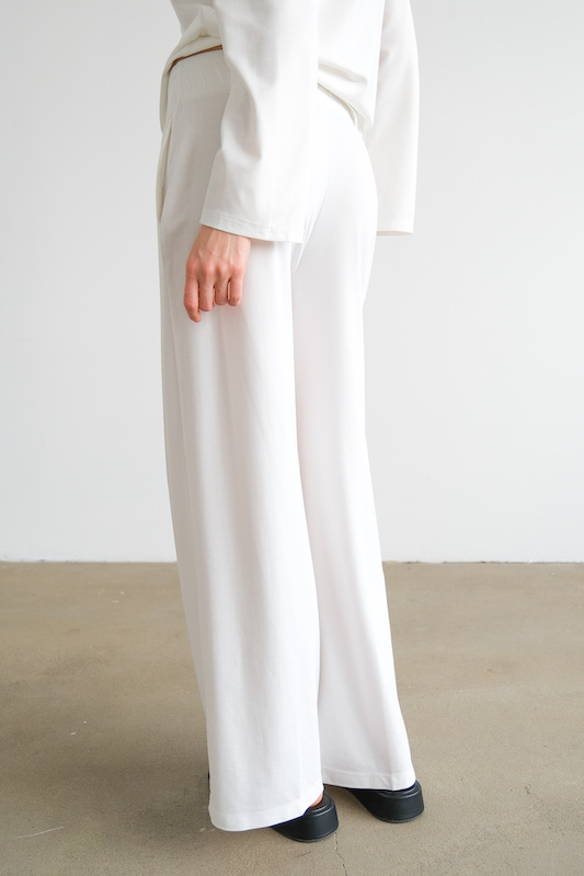 Брюки трикотажные