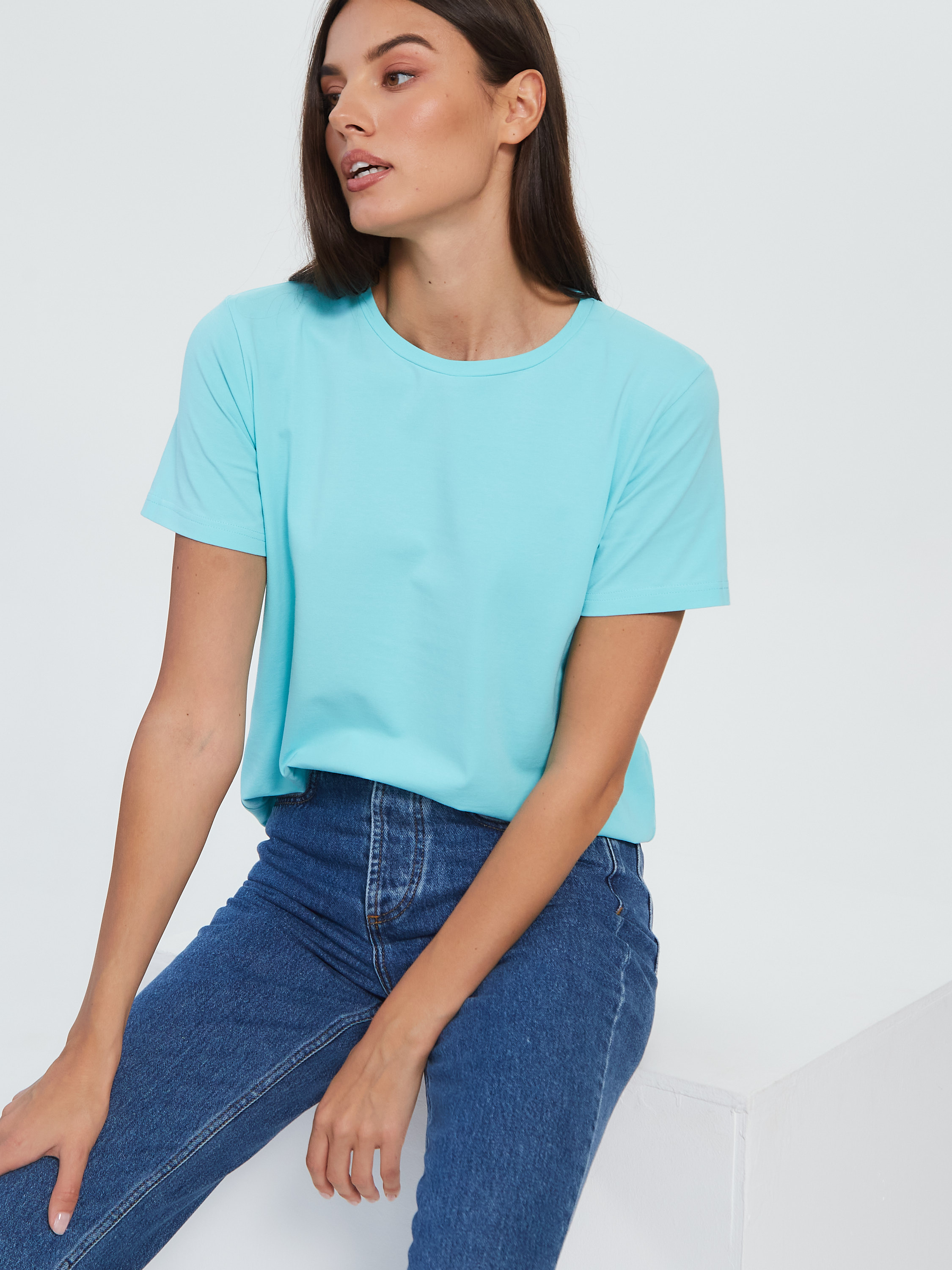 Футболка голубая