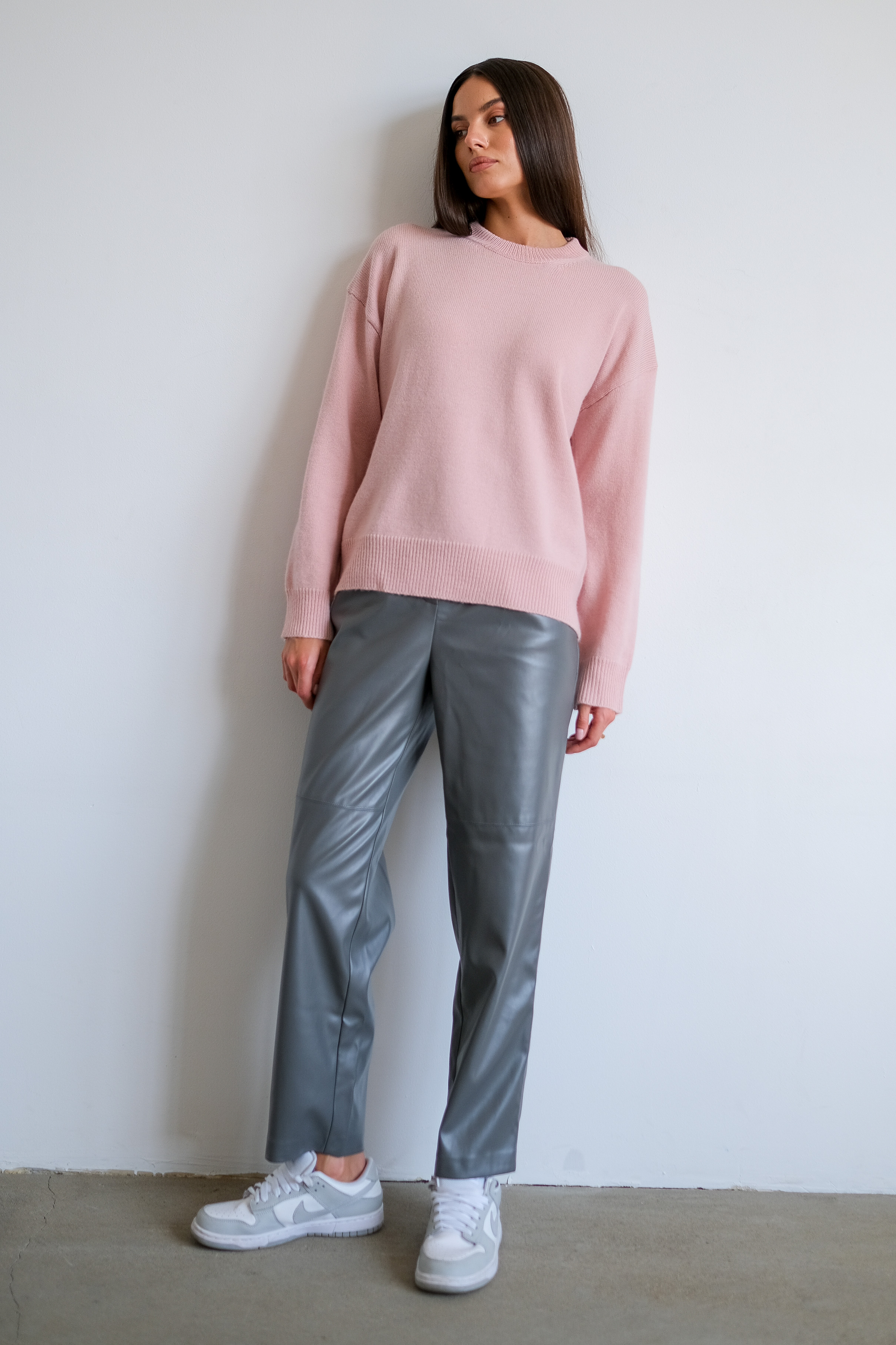 Брюки эко кожа серые 