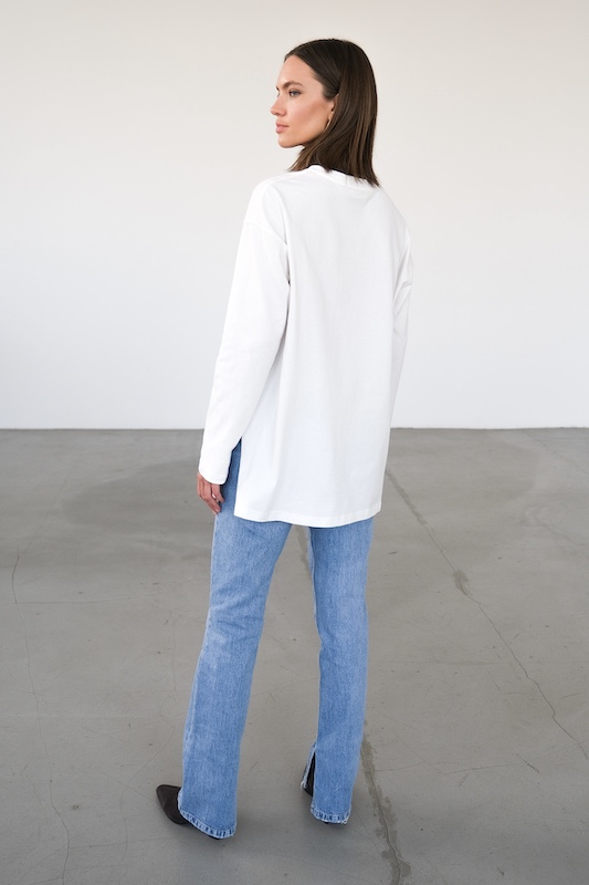 Лонгслив с разрезами