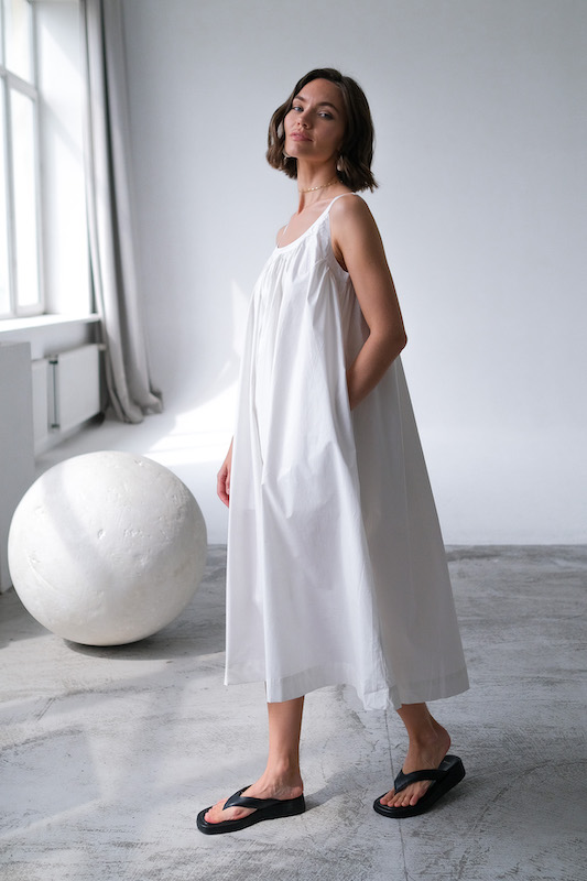 Сарафан из хлопка белый