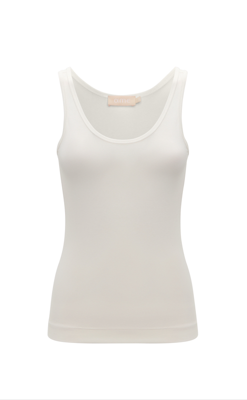 Майка с глубоким вырезом