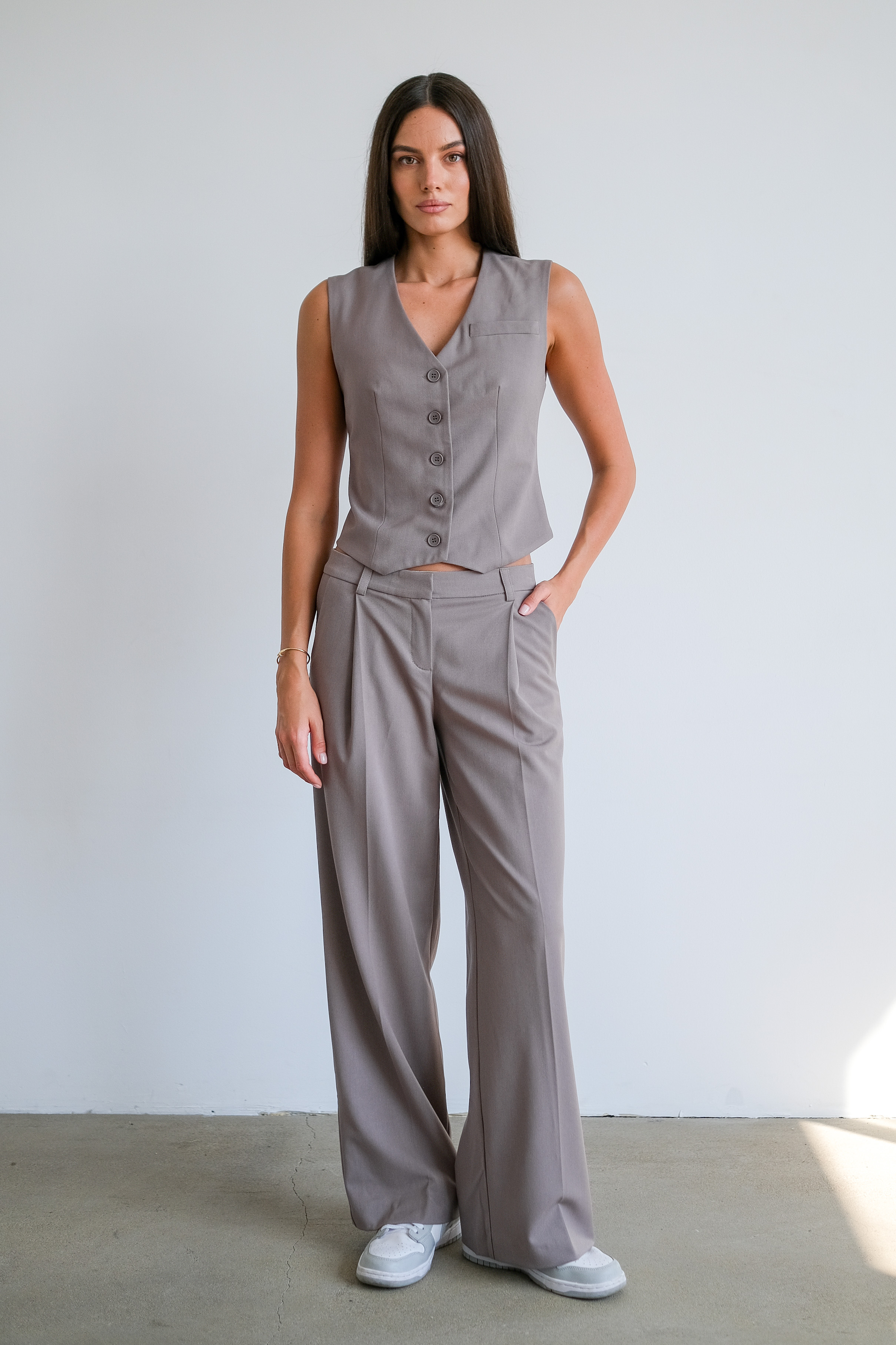 Жилет костюмный