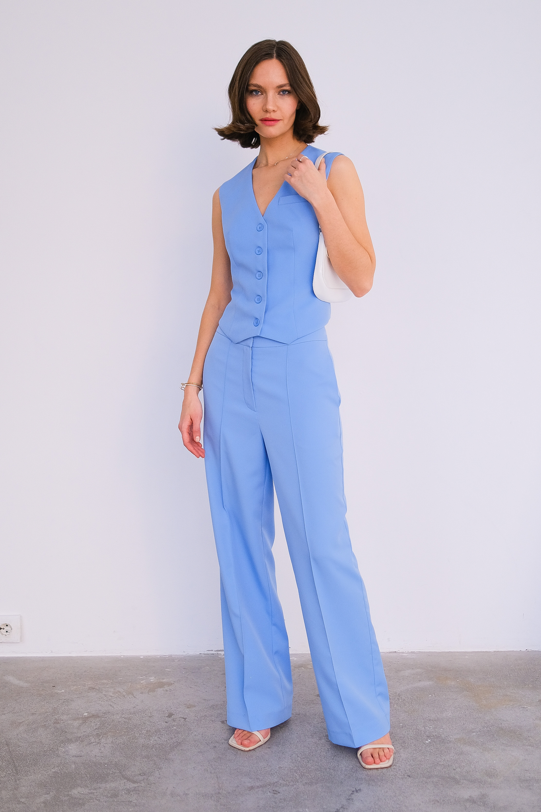 Брюки со стрелками 