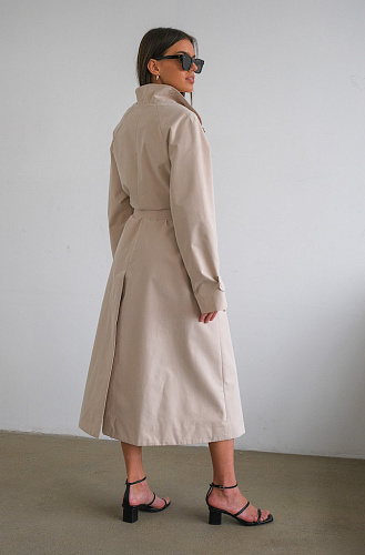 Плащ светло-бежевый