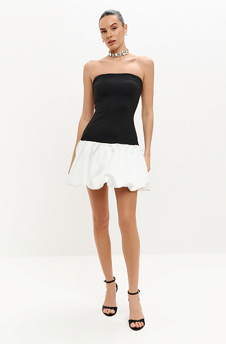 Платье с юбкой баллон