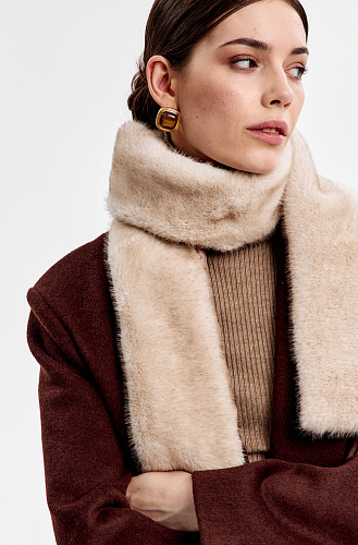  Меховой шарф