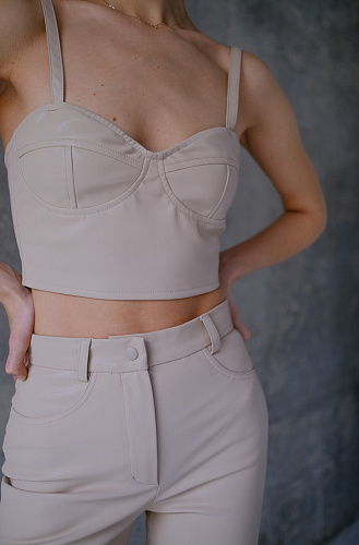 Топ из эко кожи бежевый