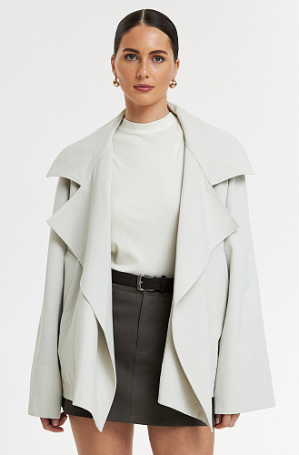 Укороченный плащ